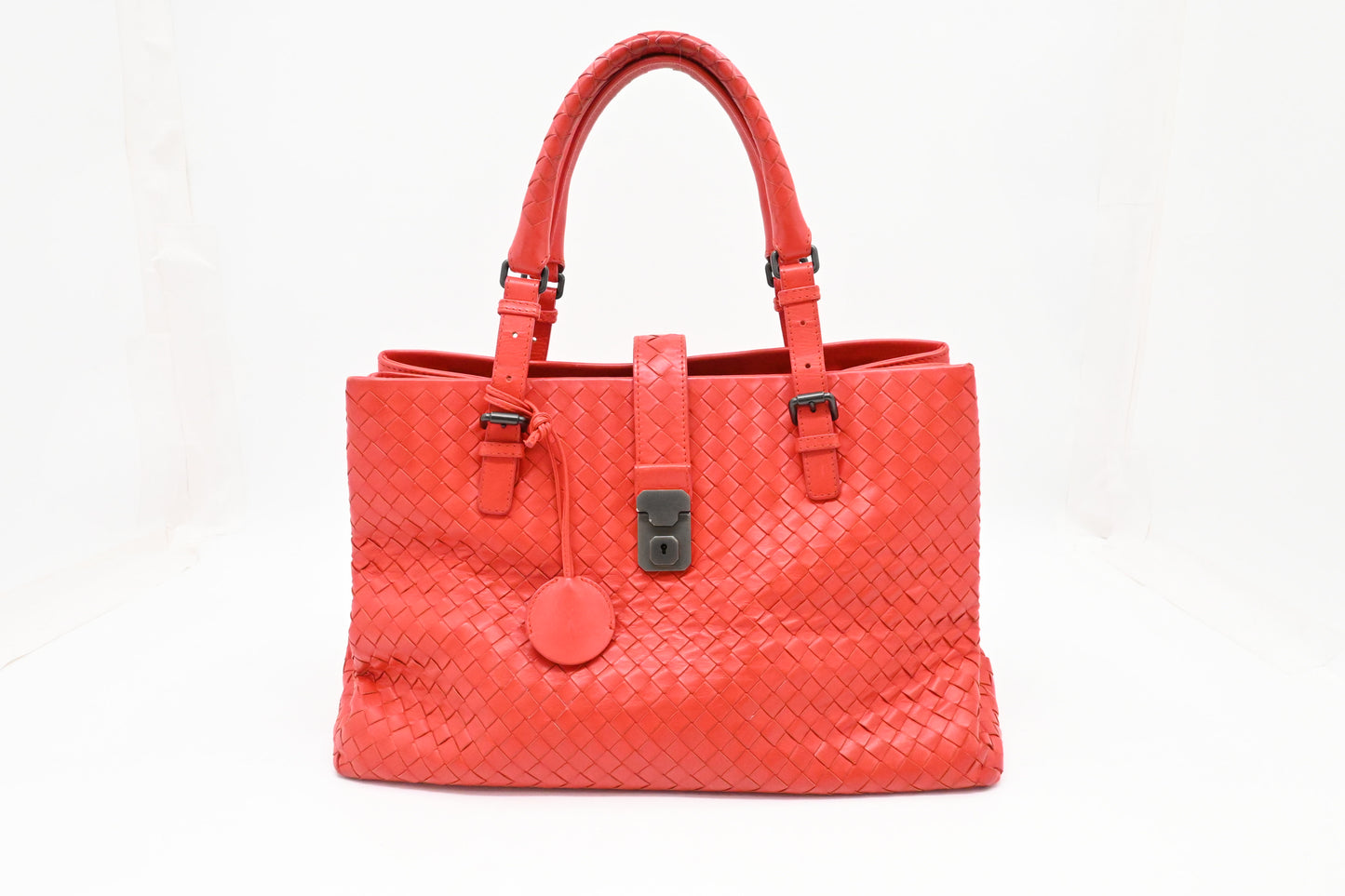 Bottega Veneta Handbag in Red Intrecciato Leather