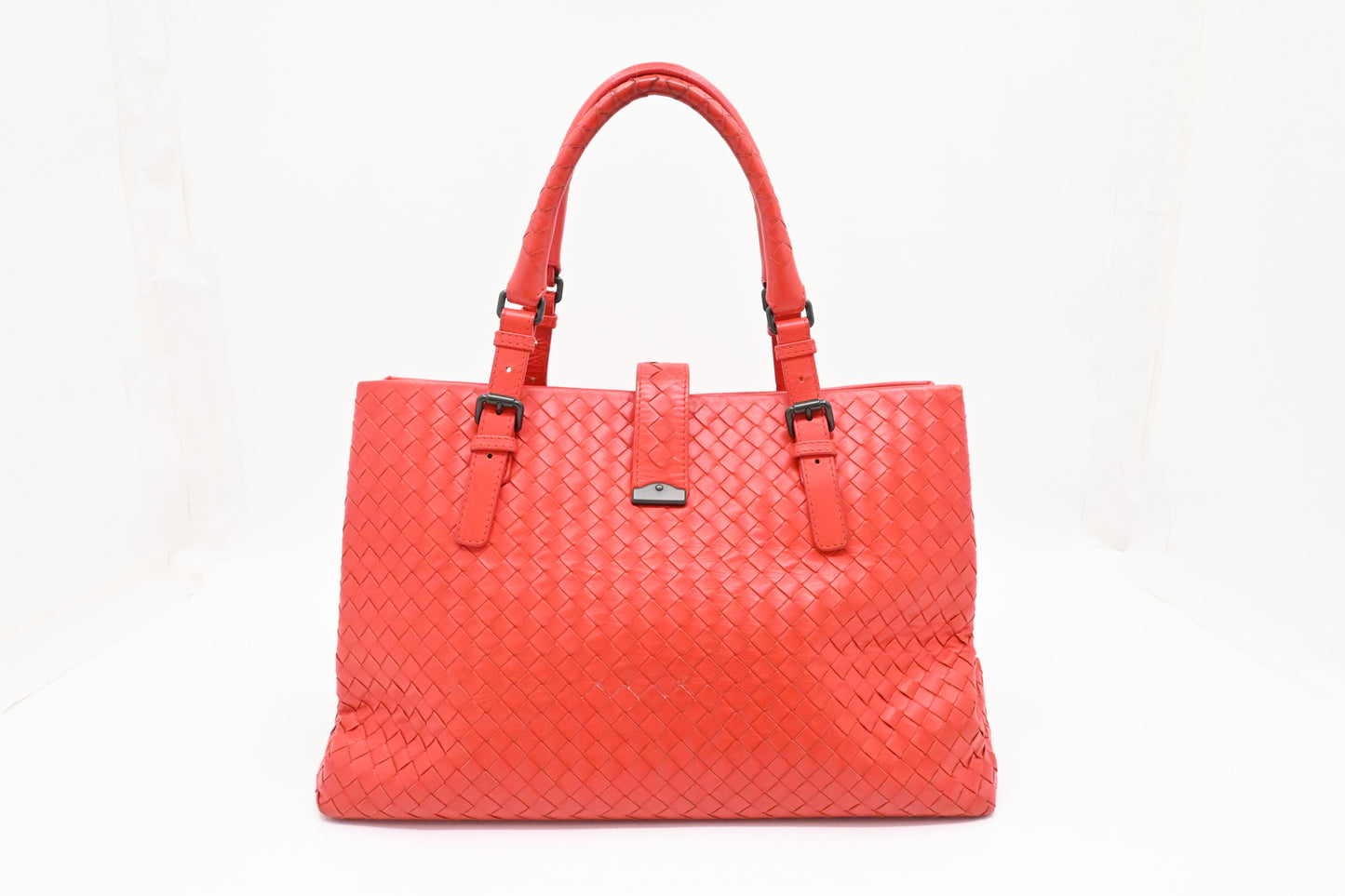 Bottega Veneta Handbag in Red Intrecciato Leather