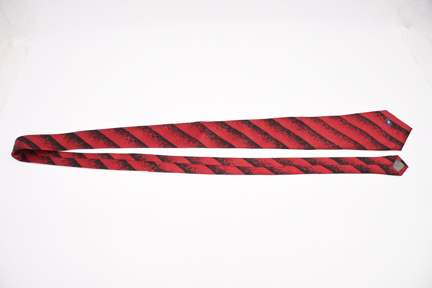 Gucci Tie in Black & Red Silk