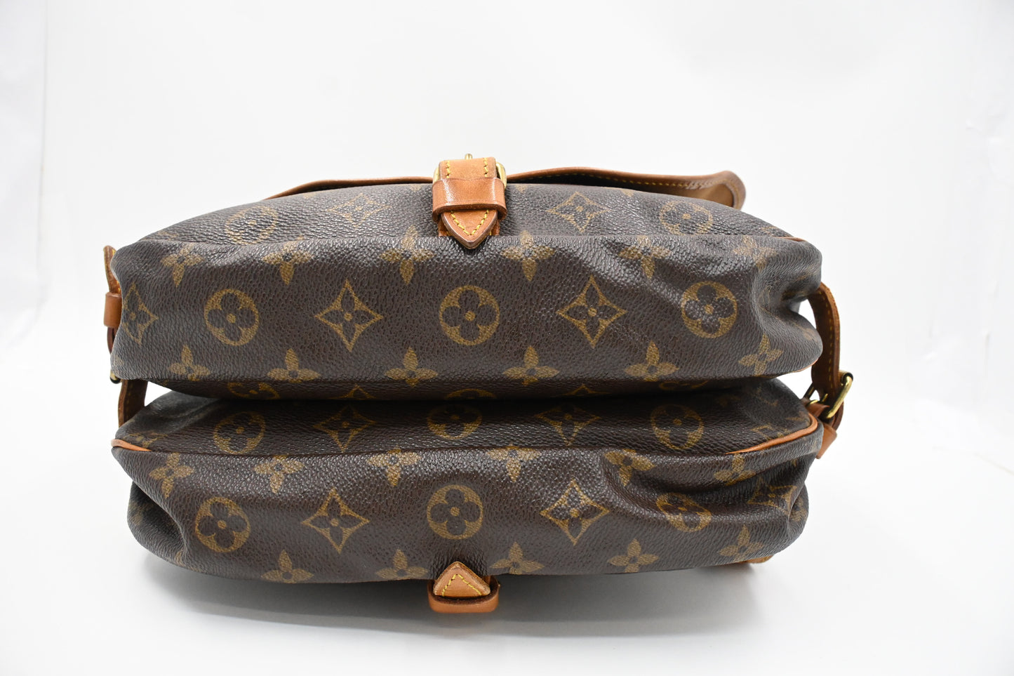 Louis Vuitton Saumur 30 in Monogram Canvas