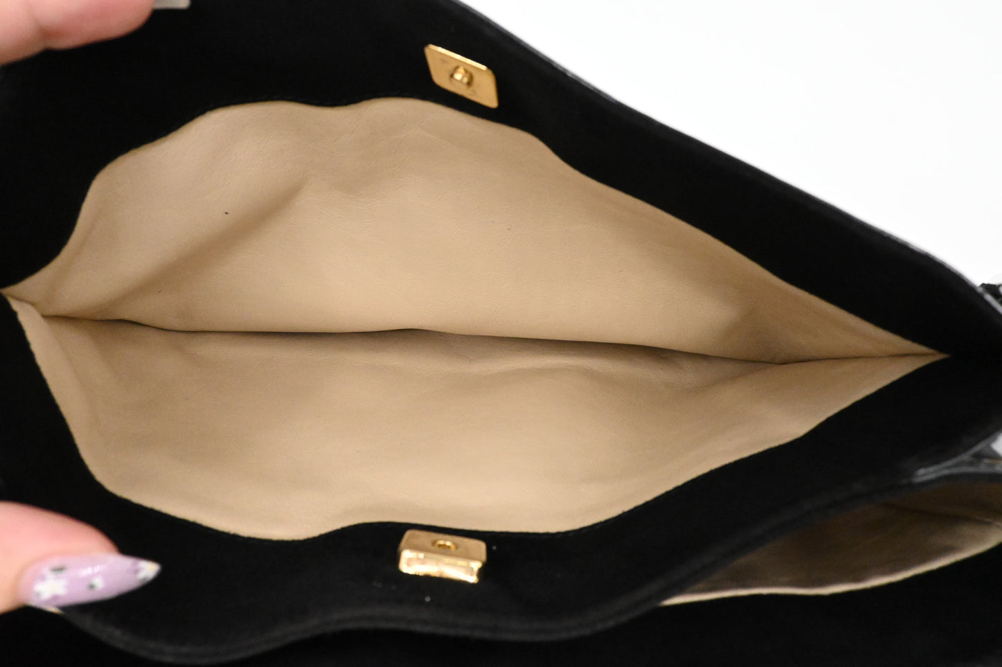 Fendi Shoulder Bag in Black Patent Leather