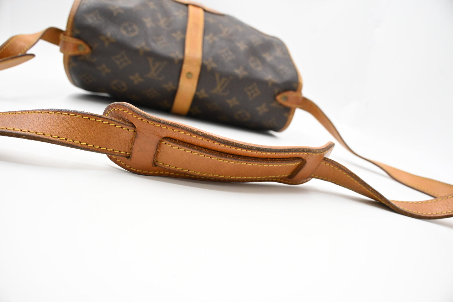 Louis Vuitton Saumur 30 in Monogram Canvas