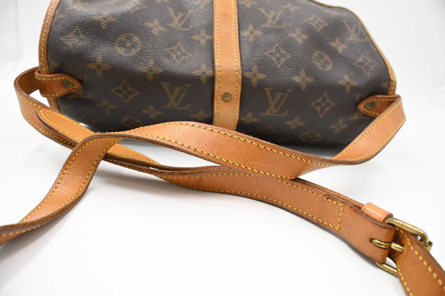 Louis Vuitton Saumur 30 in Monogram Canvas