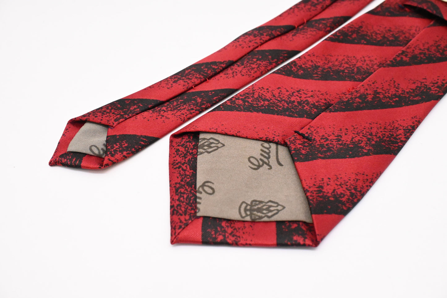 Gucci Tie in Black & Red Silk