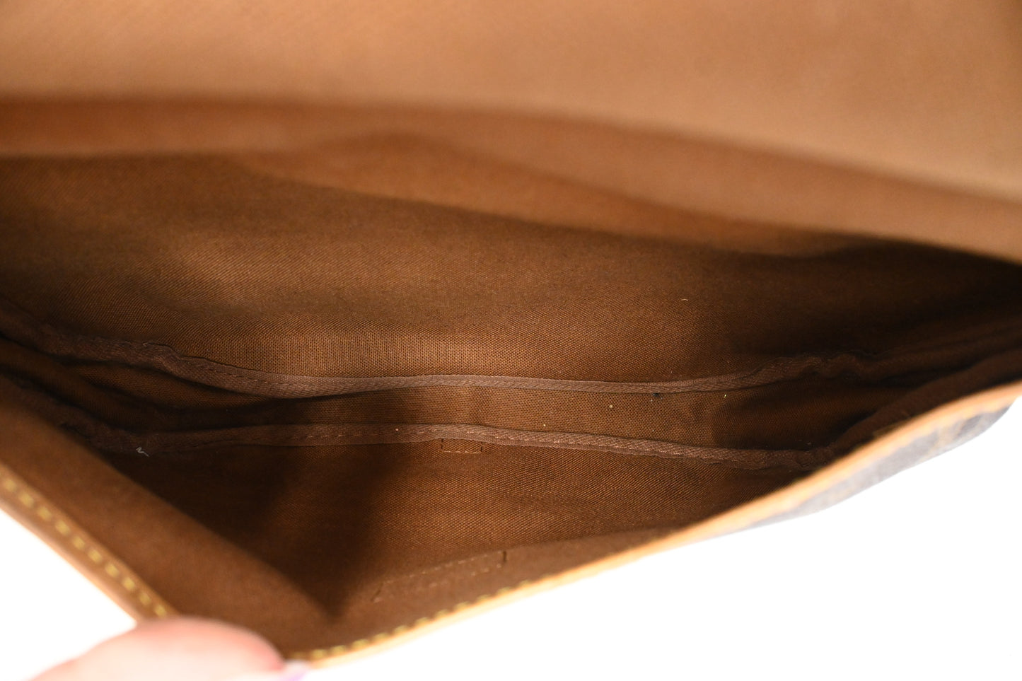 Louis Vuitton Saumur 30 in Monogram Canvas