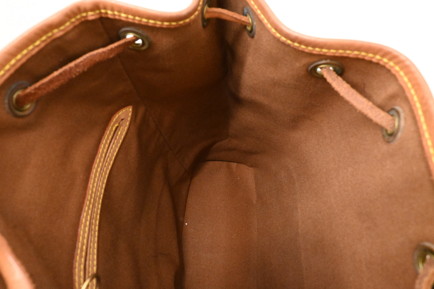 Louis Vuitton Montsouris MM in Monogram Canvas