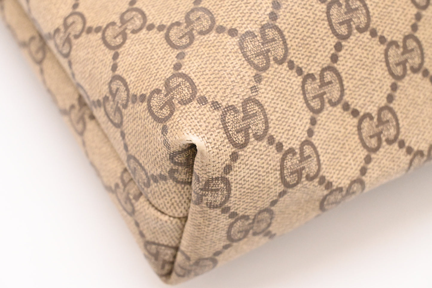 Gucci Tote in GG Supreme Canvas