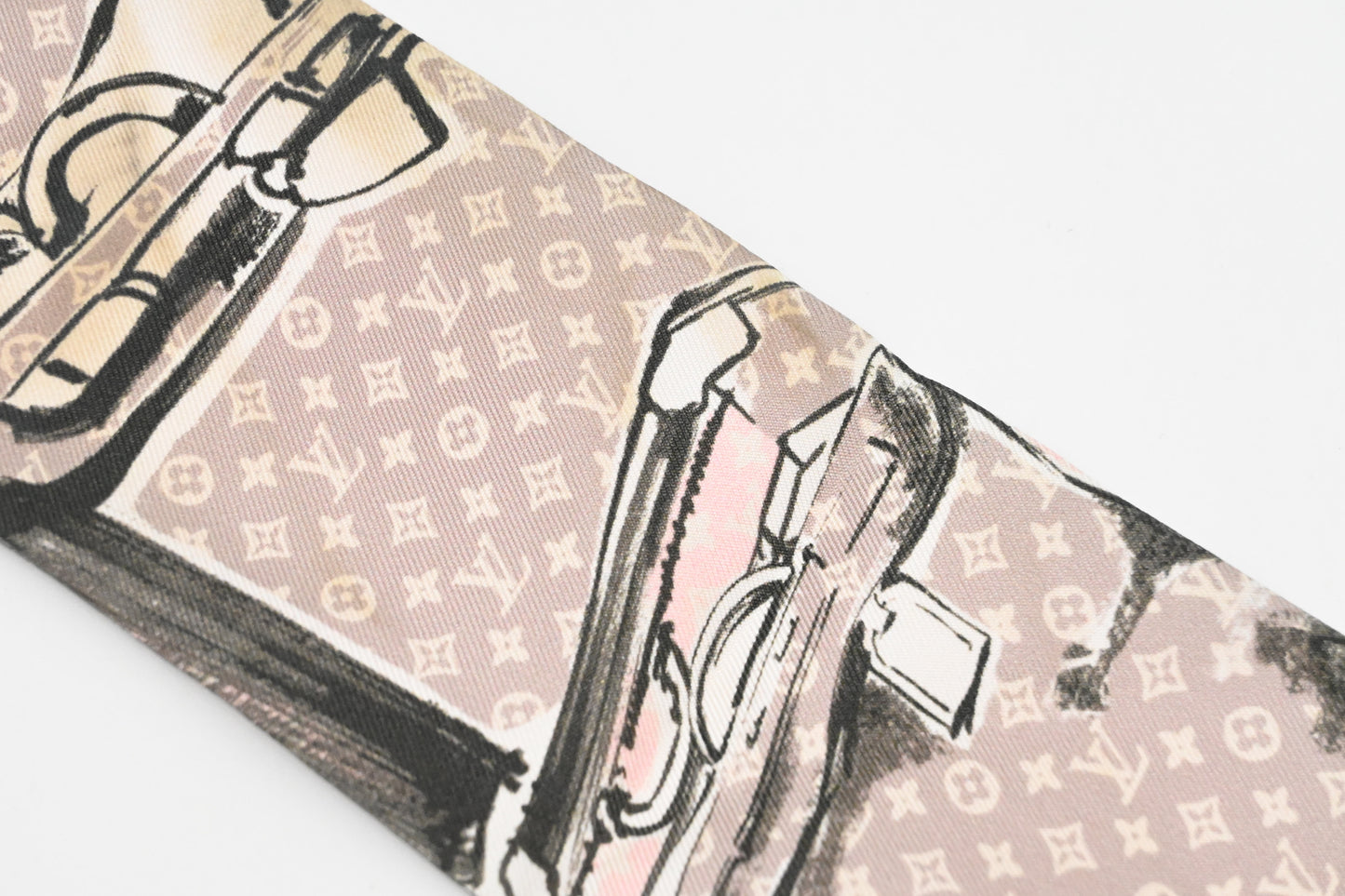 Louis Vuitton Trunk Bandeau in Pink Silk