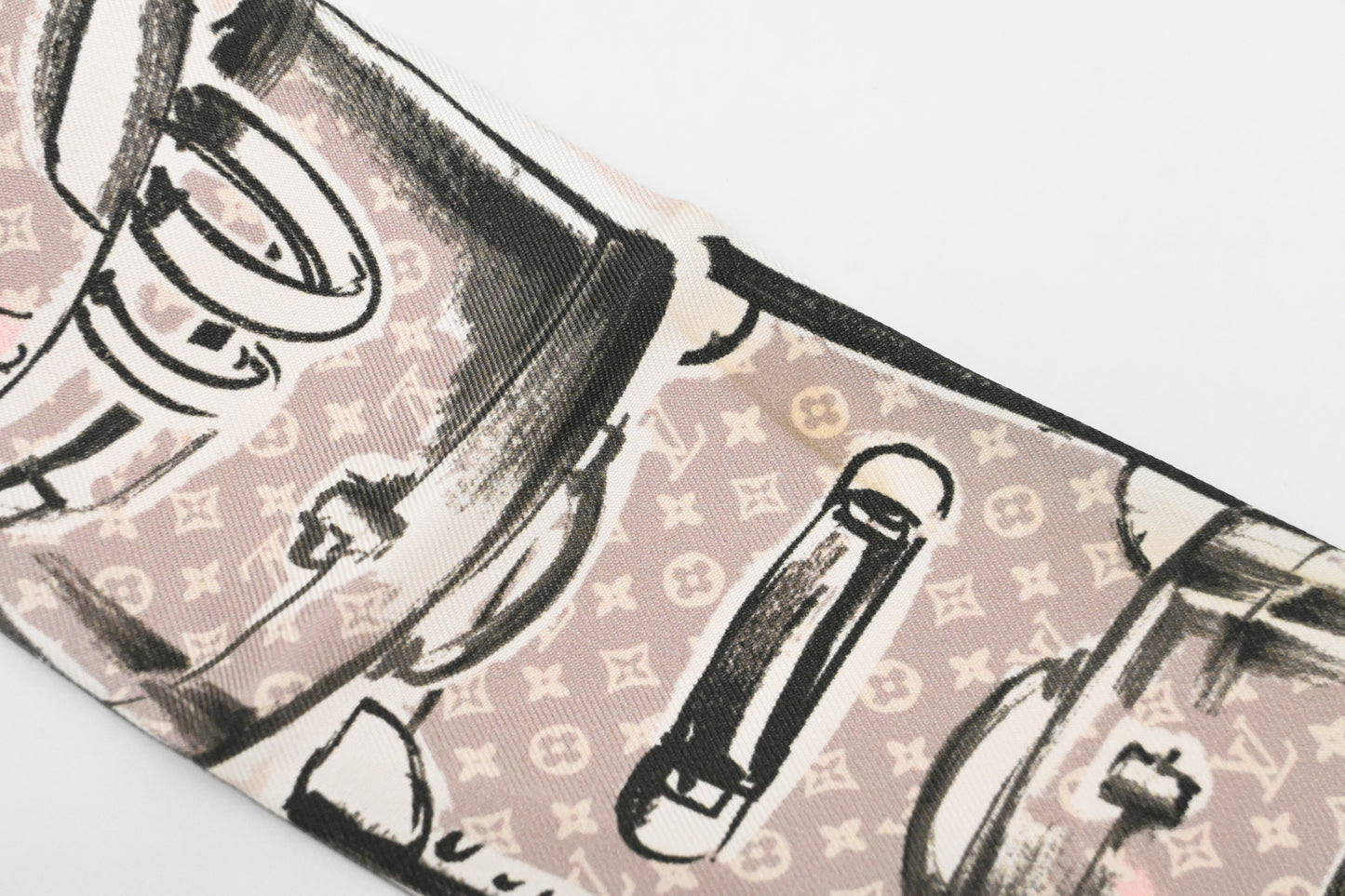Louis Vuitton Trunk Bandeau in Pink Silk
