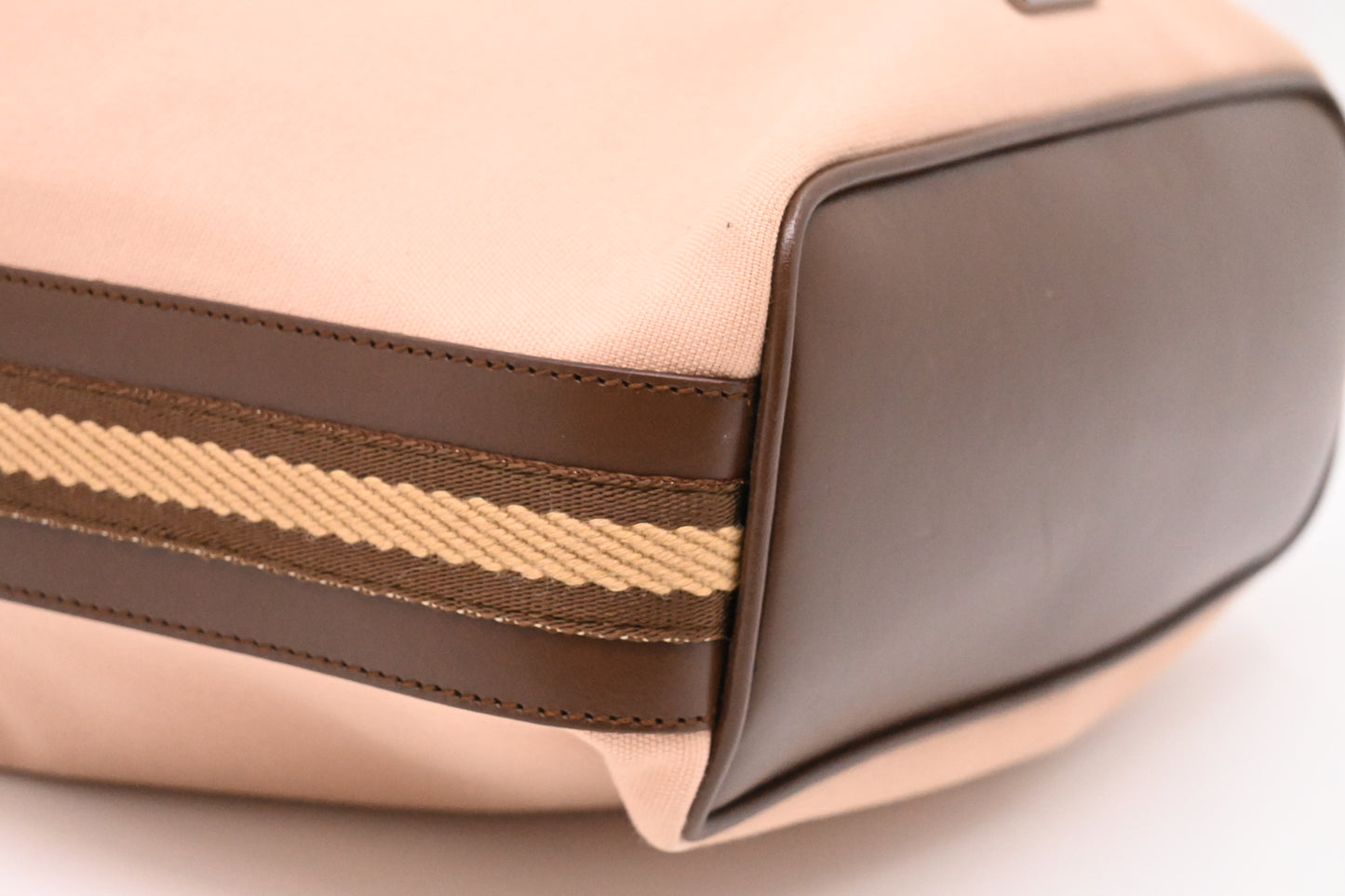 Gucci Small Hobo Bag in Pink Canvas and Brown Leather