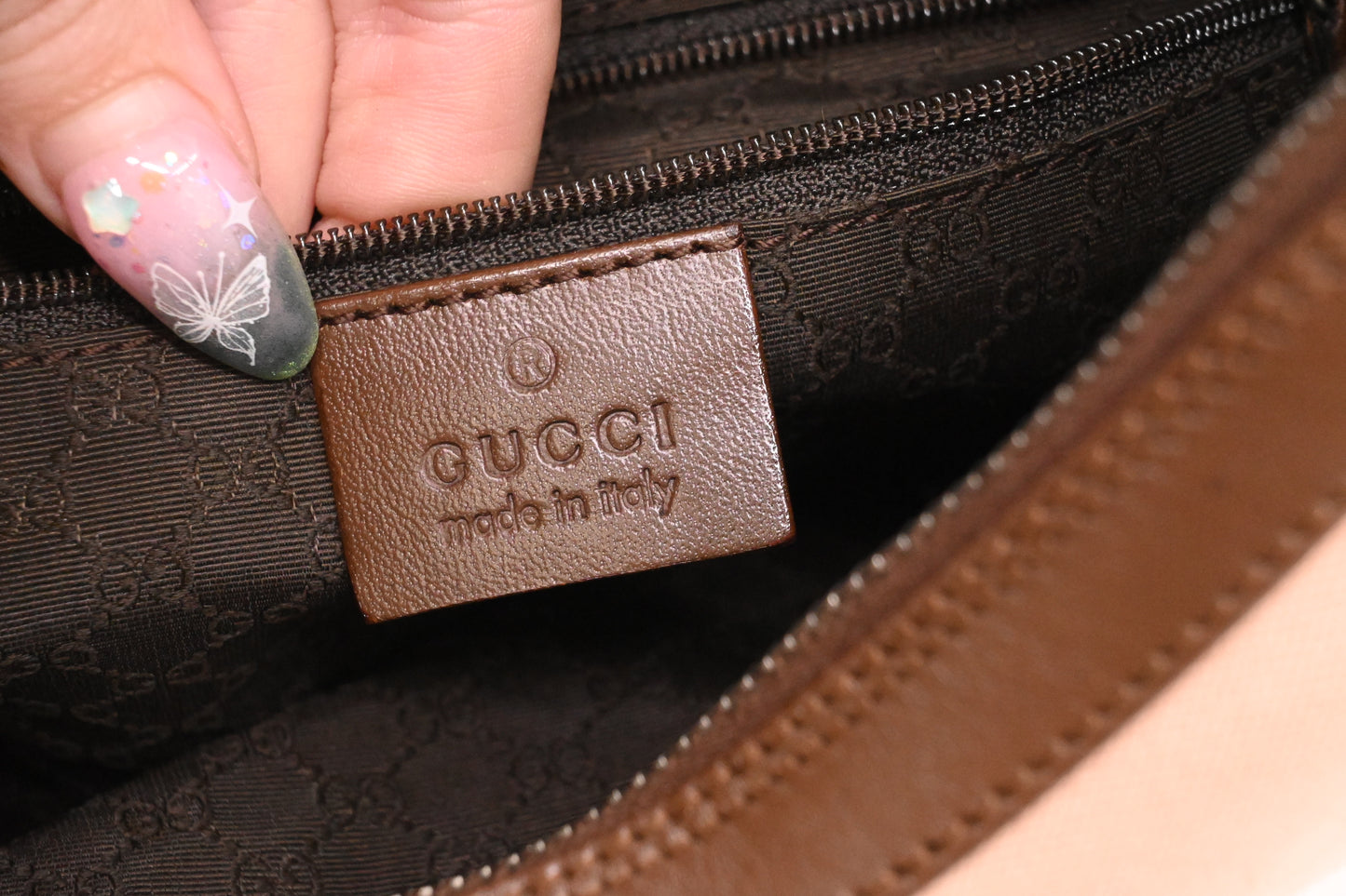 Gucci Small Hobo Bag in Pink Canvas and Brown Leather