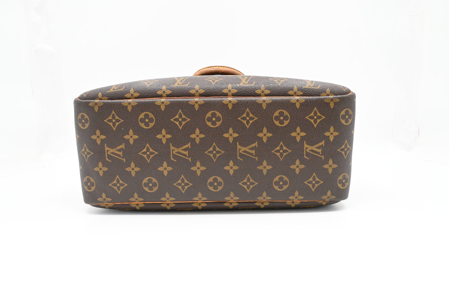Louis Vuitton Deauville in Monogram Canvas