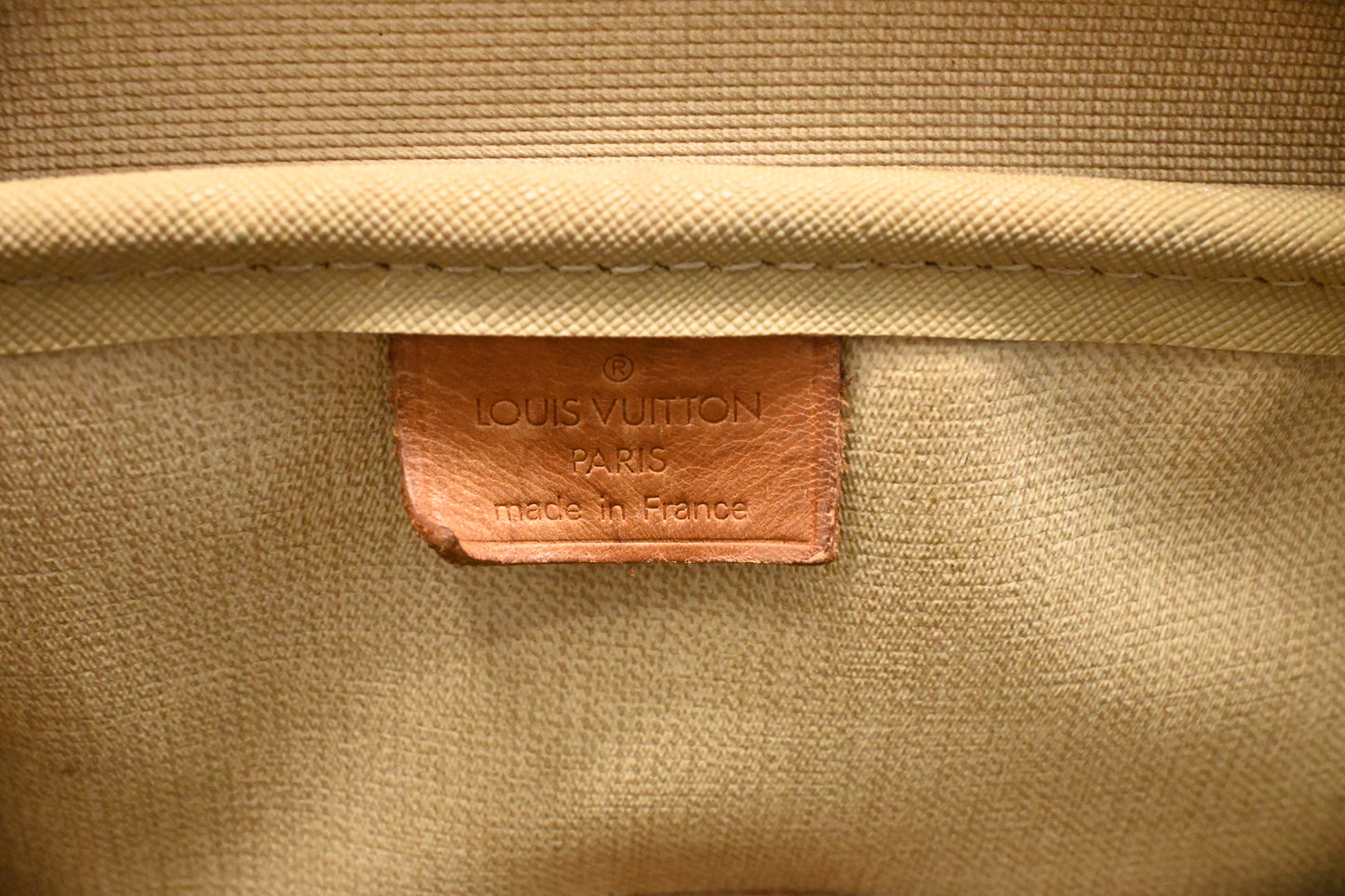 Louis Vuitton Deauville in Monogram Canvas