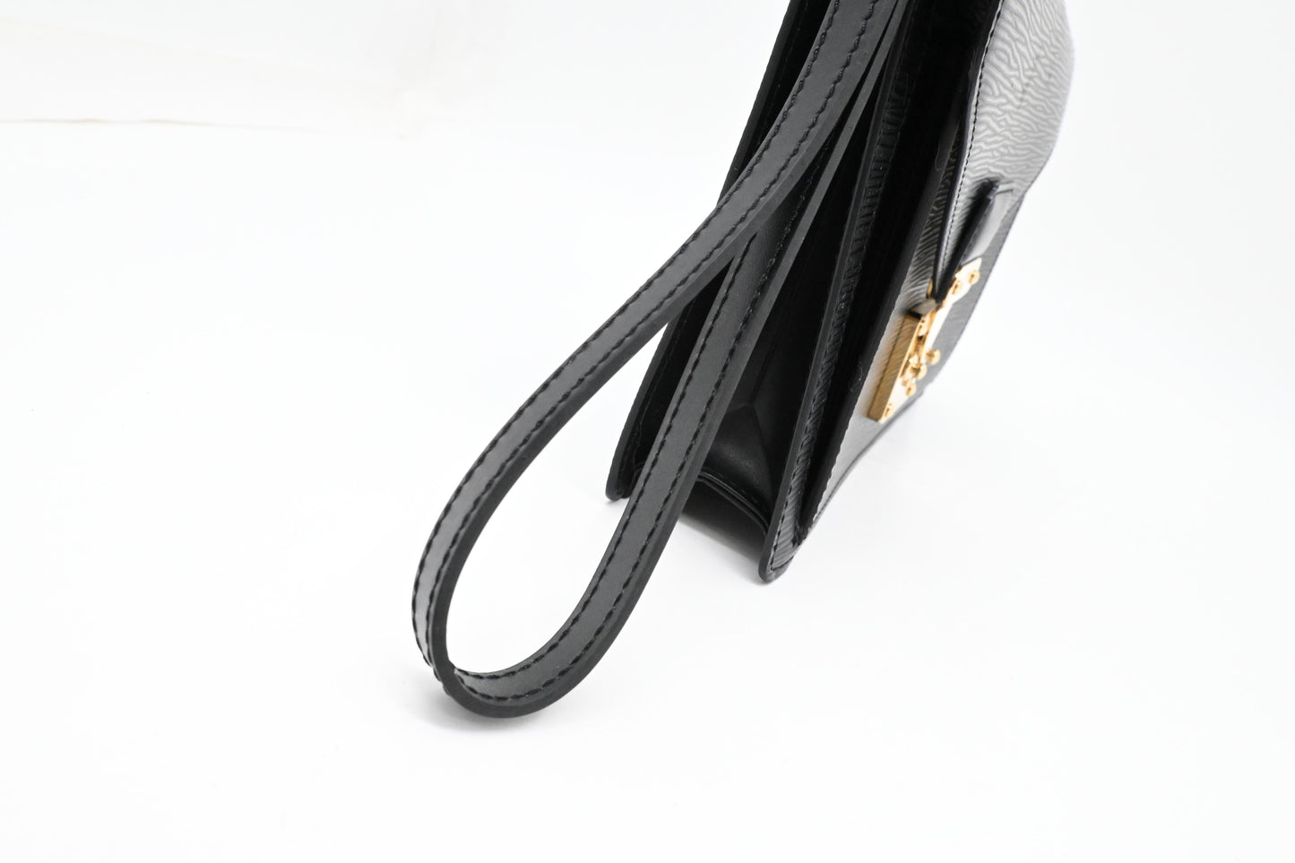 Louis Vuitton Sellier Dragonne in Black Epi Leather