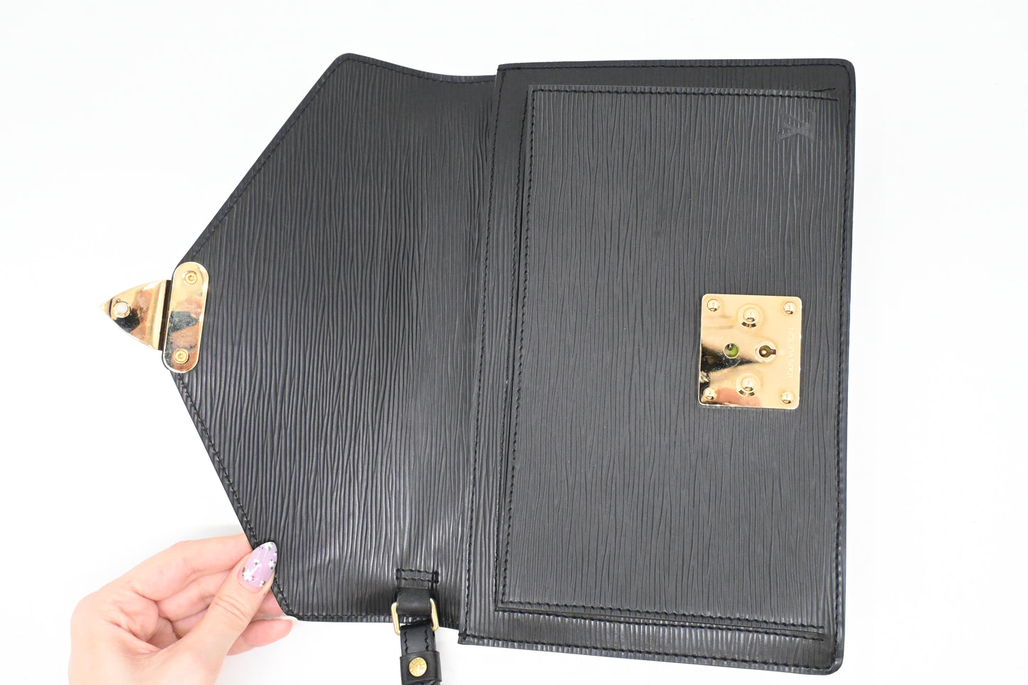 Louis Vuitton Sellier Dragonne in Black Epi Leather