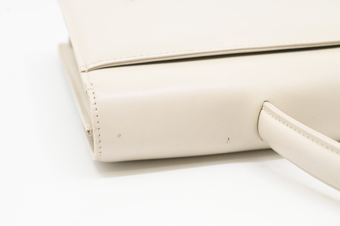 Givenchy Handbag in Off White Leather