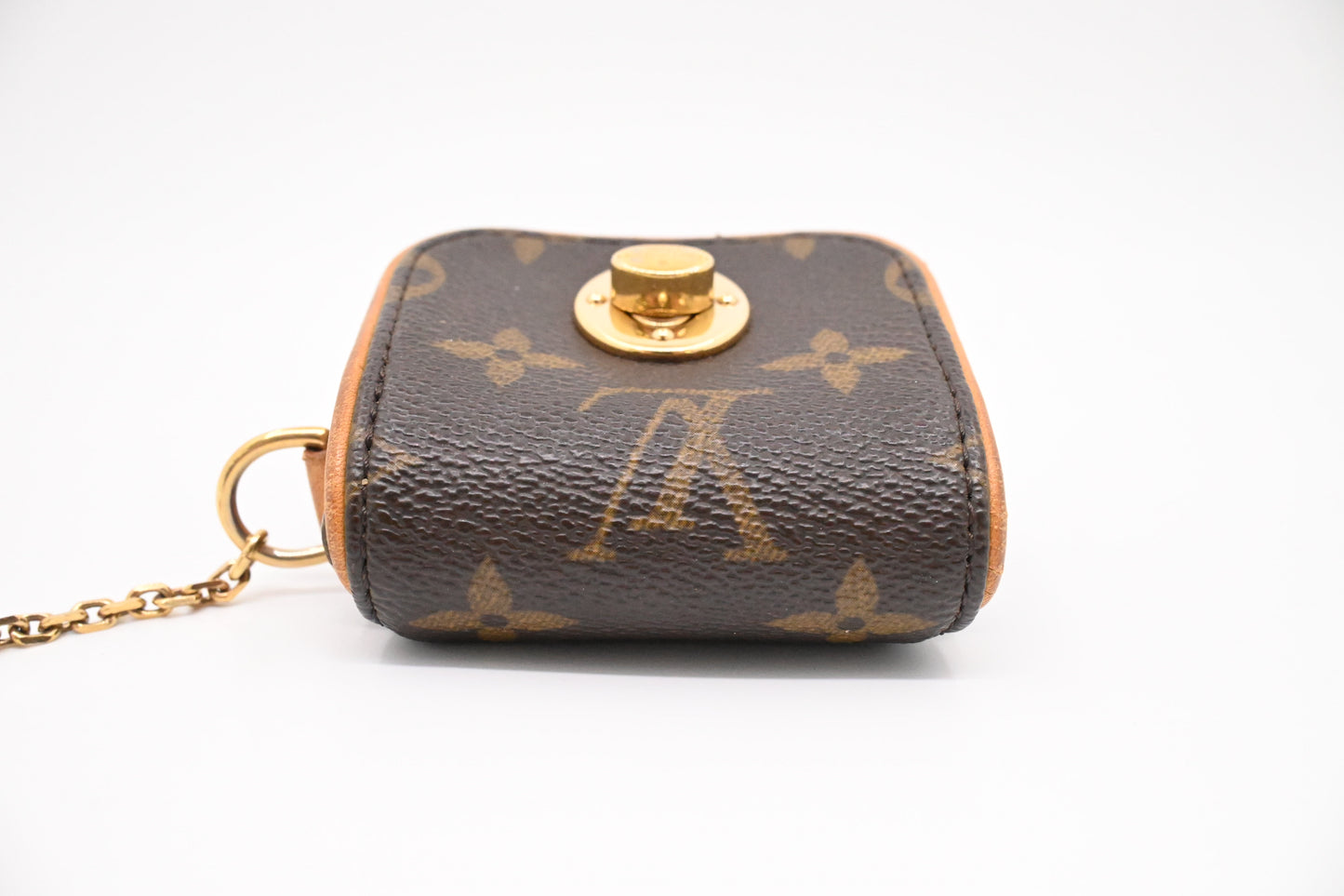 Louis Vuitton Pochette Tulum in Monogram Canvas