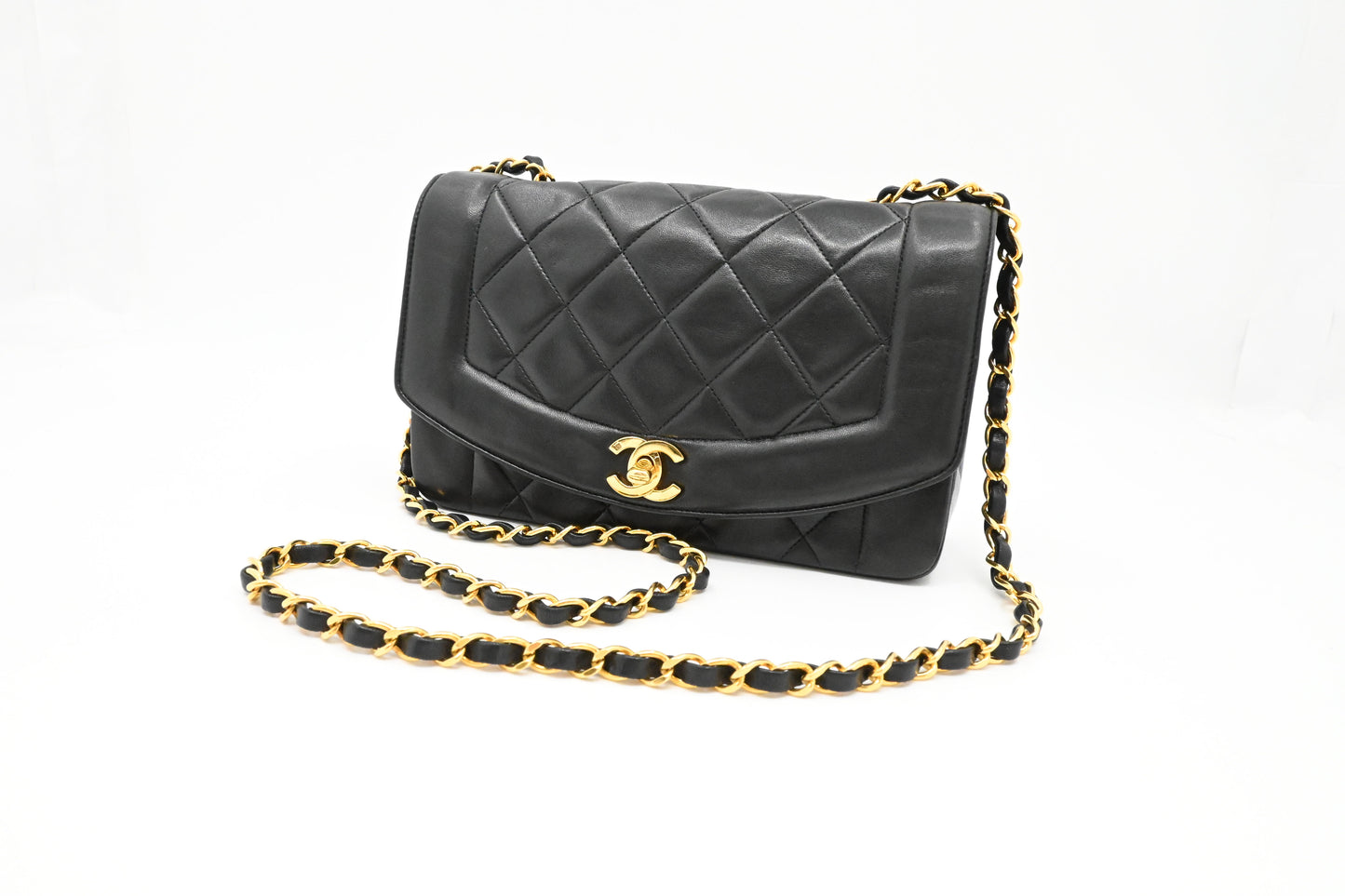 Chanel Diana 22 in Black Matelassé Leather