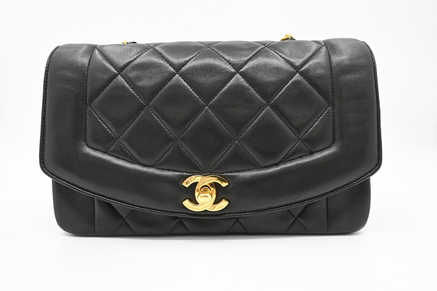 Chanel Diana 22 in Black Matelassé Leather