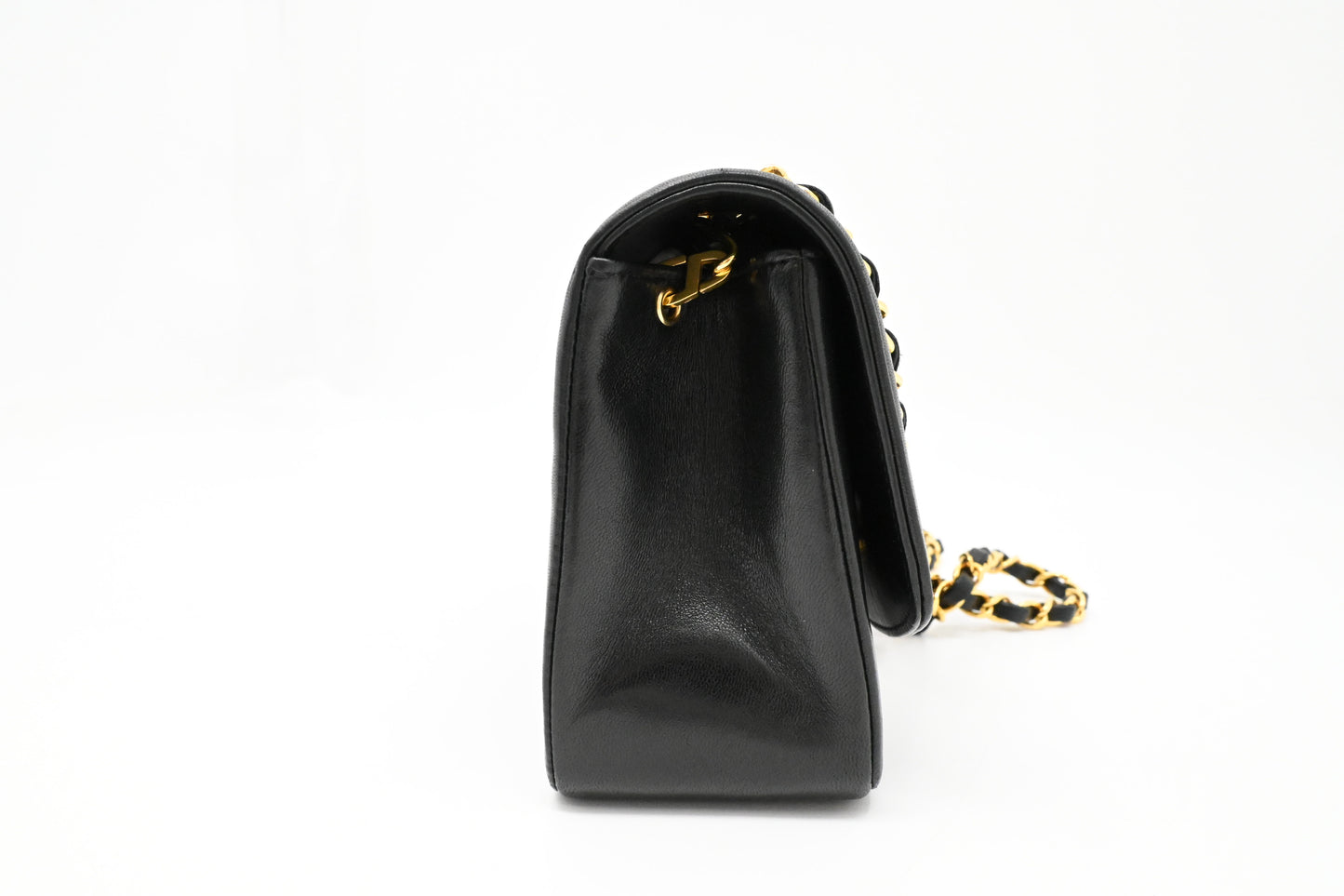 Chanel Diana 22 in Black Matelassé Leather