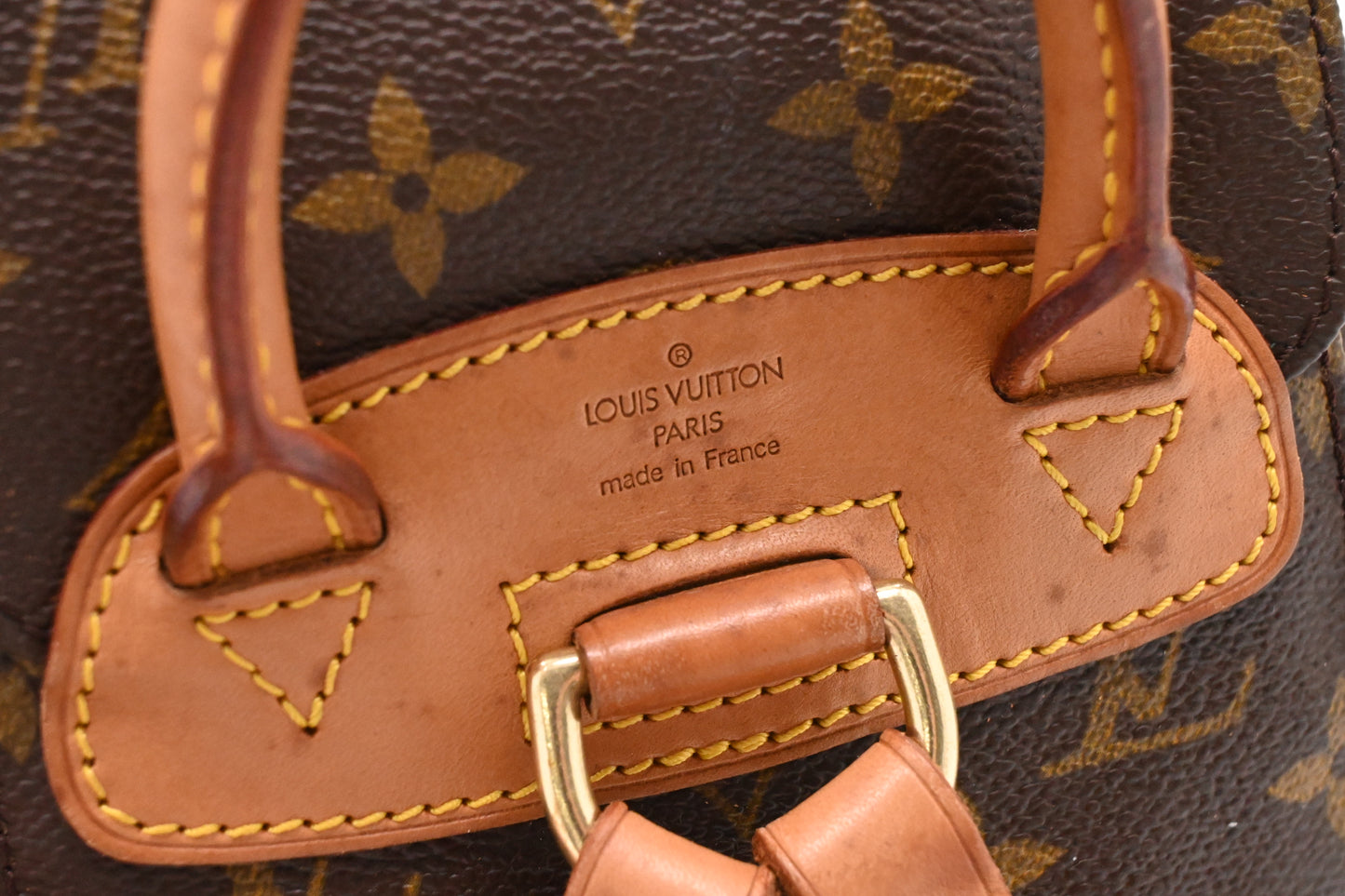 Louis Vuitton Montsouris PM in Monogram Canvas