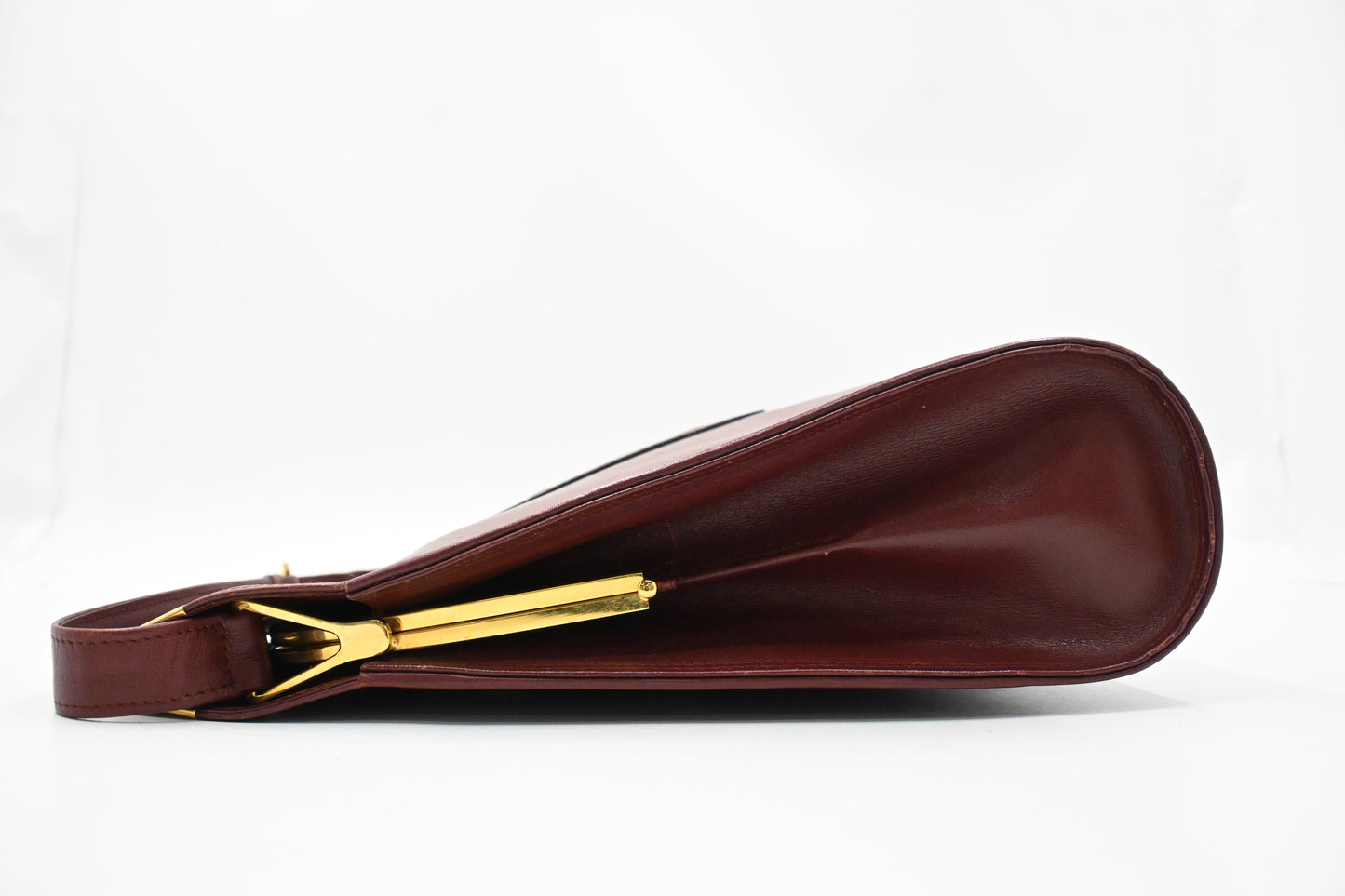 Cartier Kiss Lock Shoulder Bag in Burgundy Leather