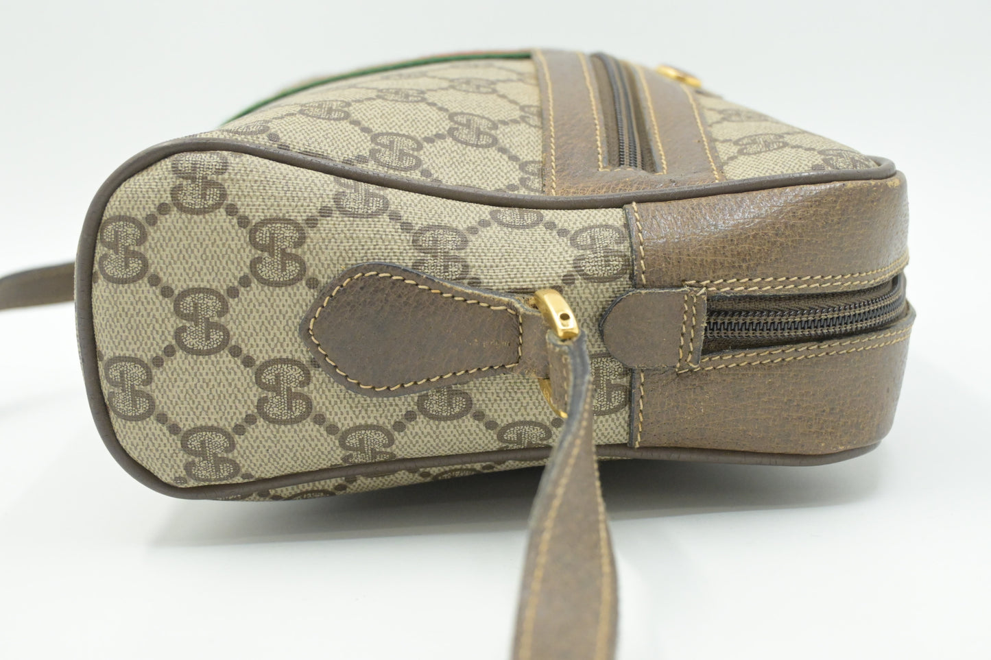 Gucci Crossbody in GG Supreme Canvas