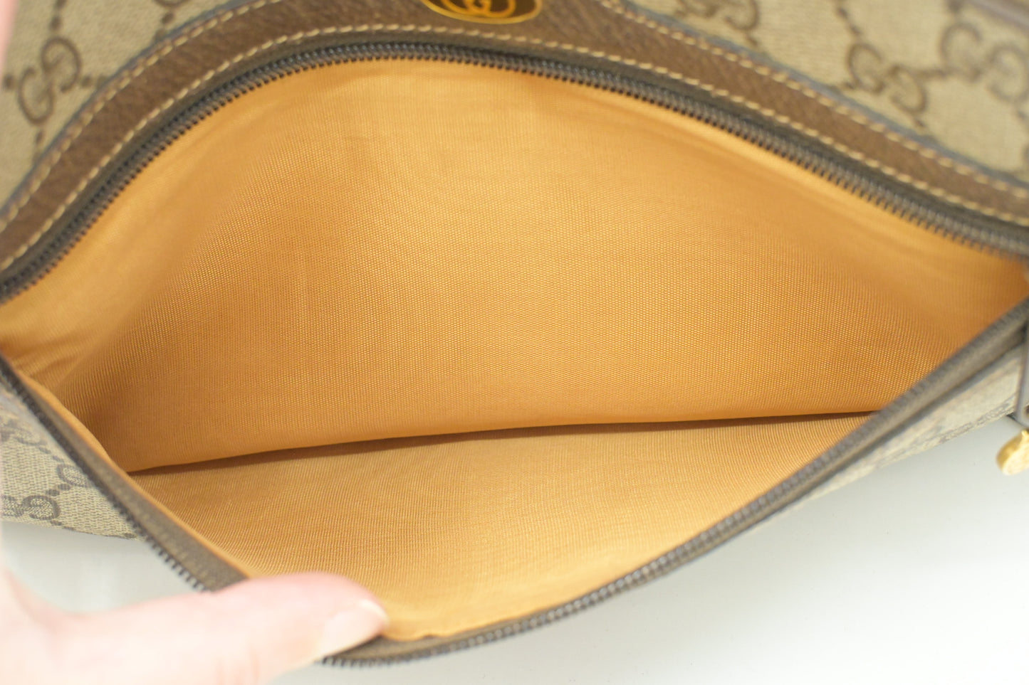 Gucci Crossbody in GG Supreme Canvas