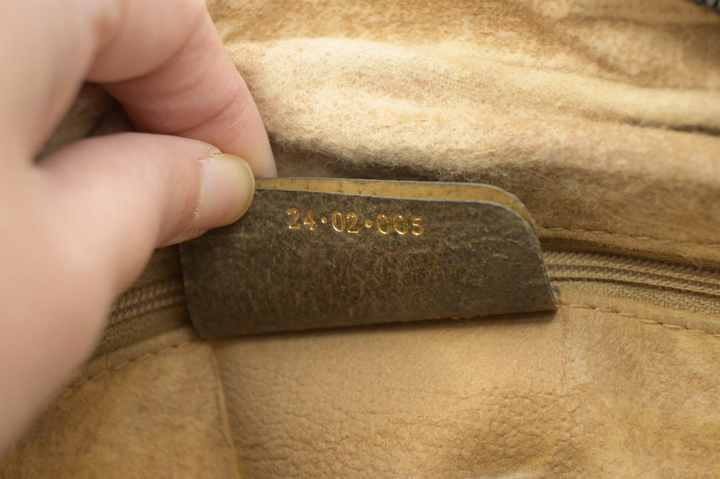 Gucci Crossbody in GG Supreme Canvas