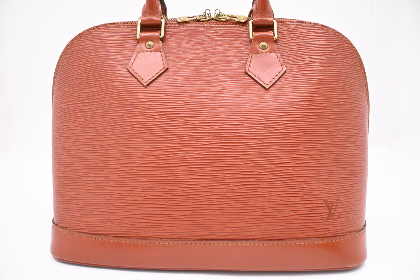 Louis Vuitton Alma PM in Kenyan Fauve Epi Leather