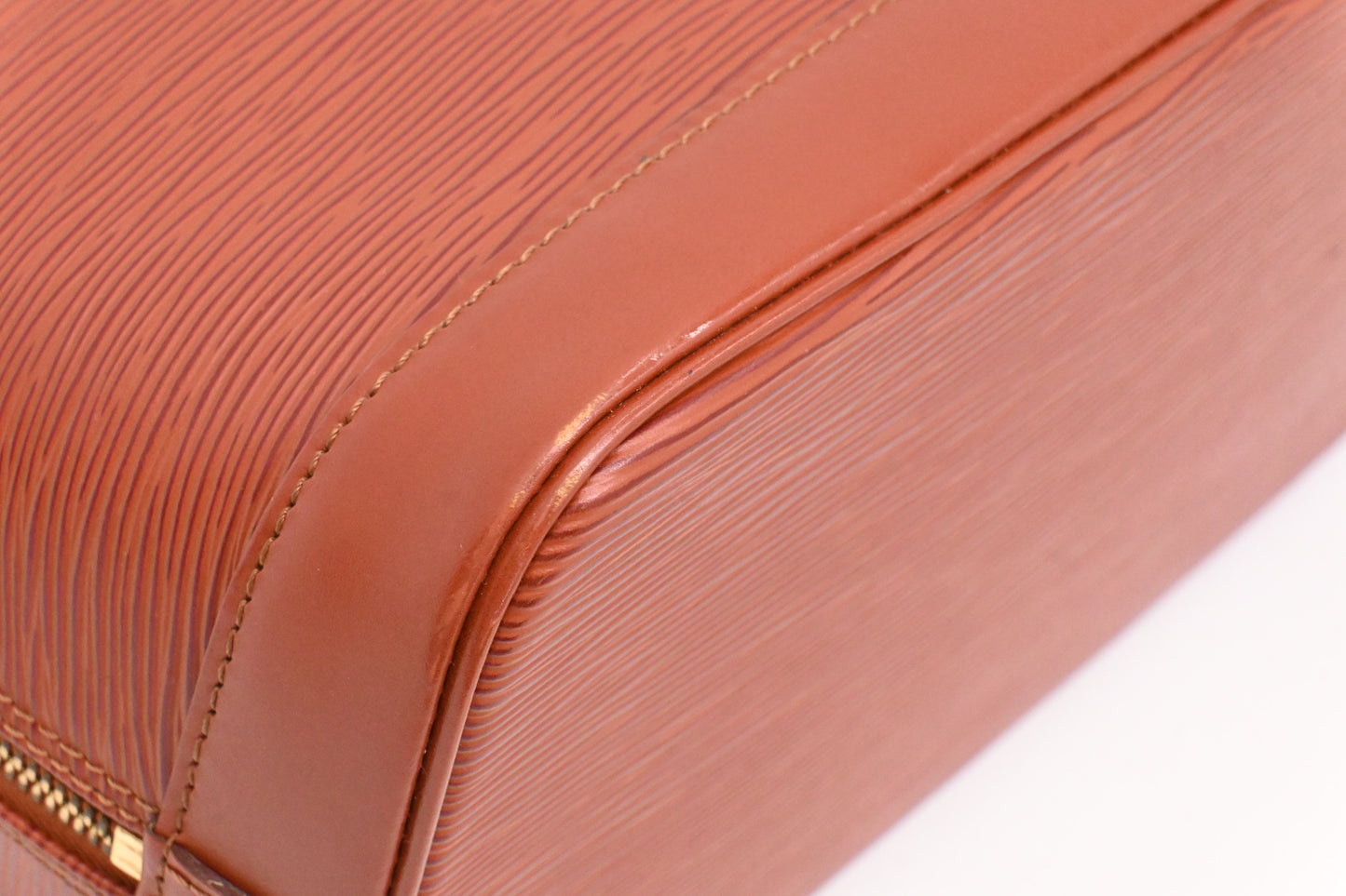 Louis Vuitton Alma PM in Kenyan Fauve Epi Leather