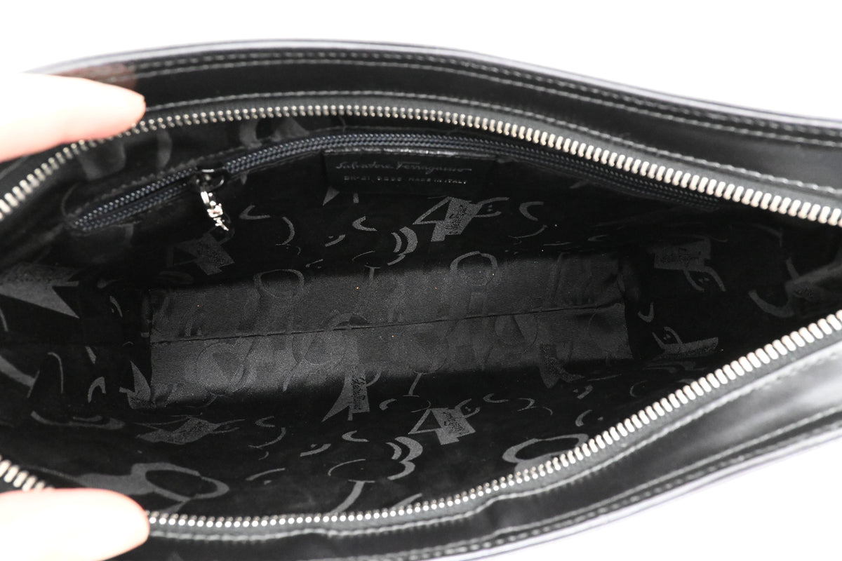 Ferragamo Shoulder Bag in Matte Black Leather