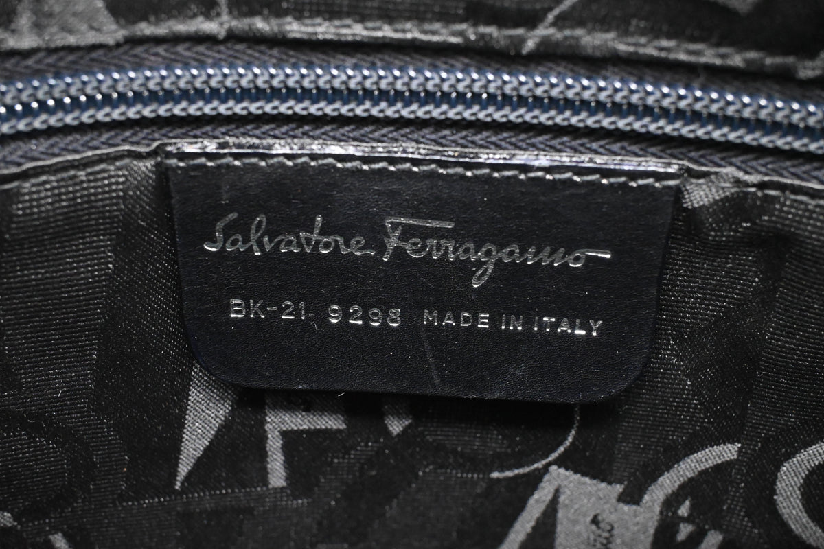 Ferragamo Shoulder Bag in Matte Black Leather
