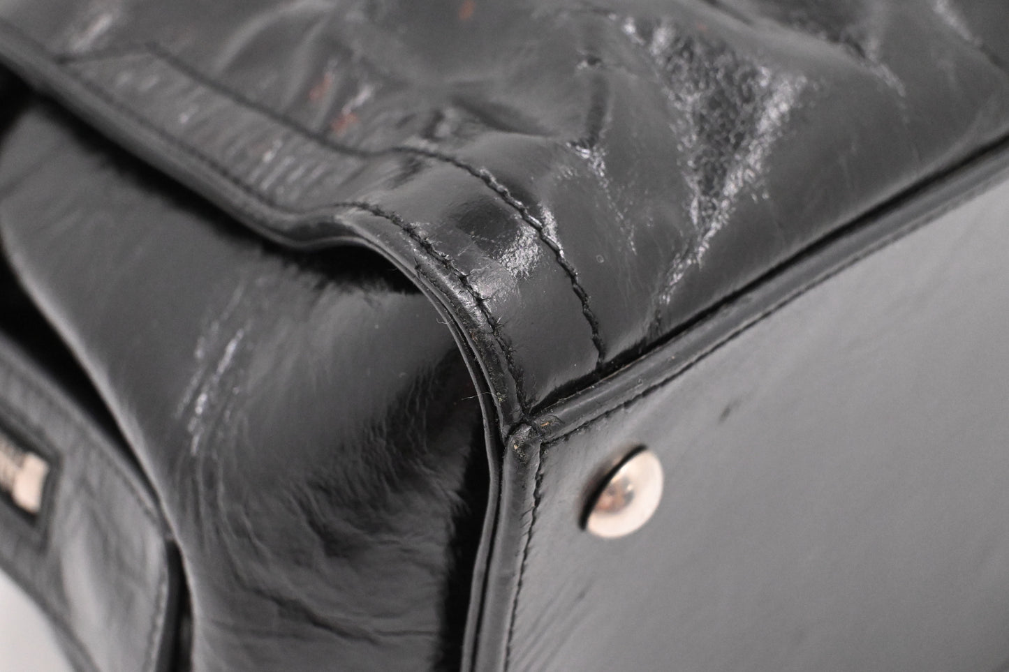 YSL Saint Laurent Handbag in Black Leather