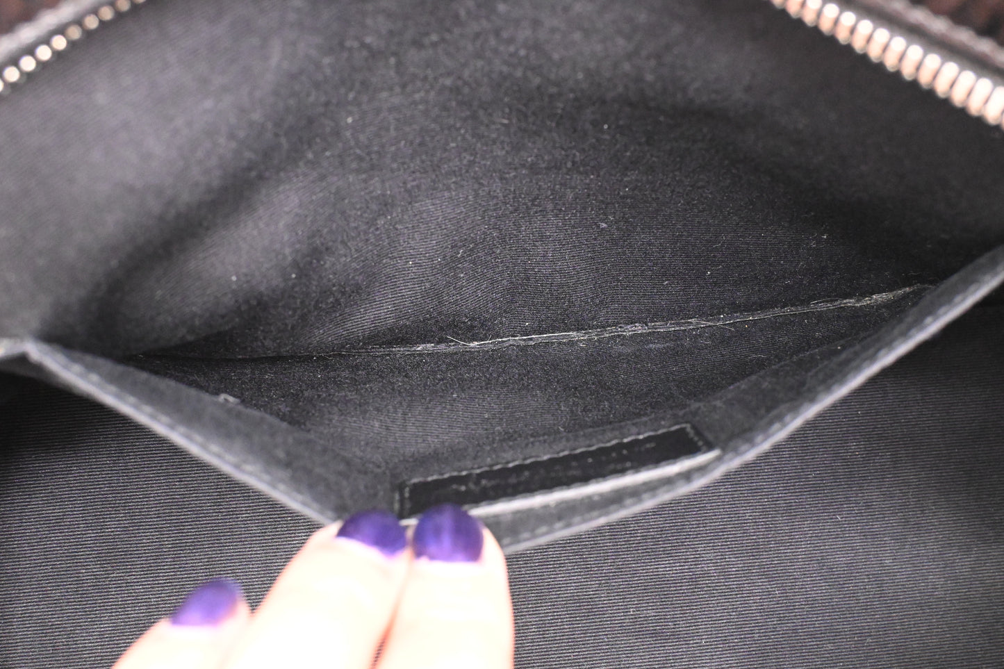 YSL Saint Laurent Handbag in Black Leather
