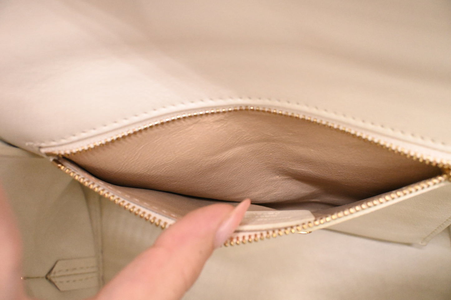 Ferragamo Sophia Bag in White Leather