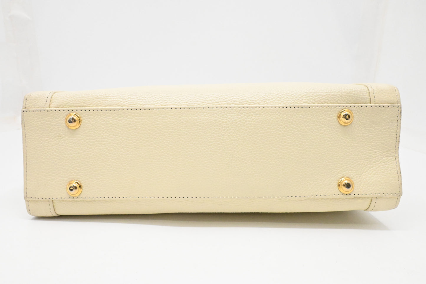 YSL Saint Laurent Handbag in White Leather