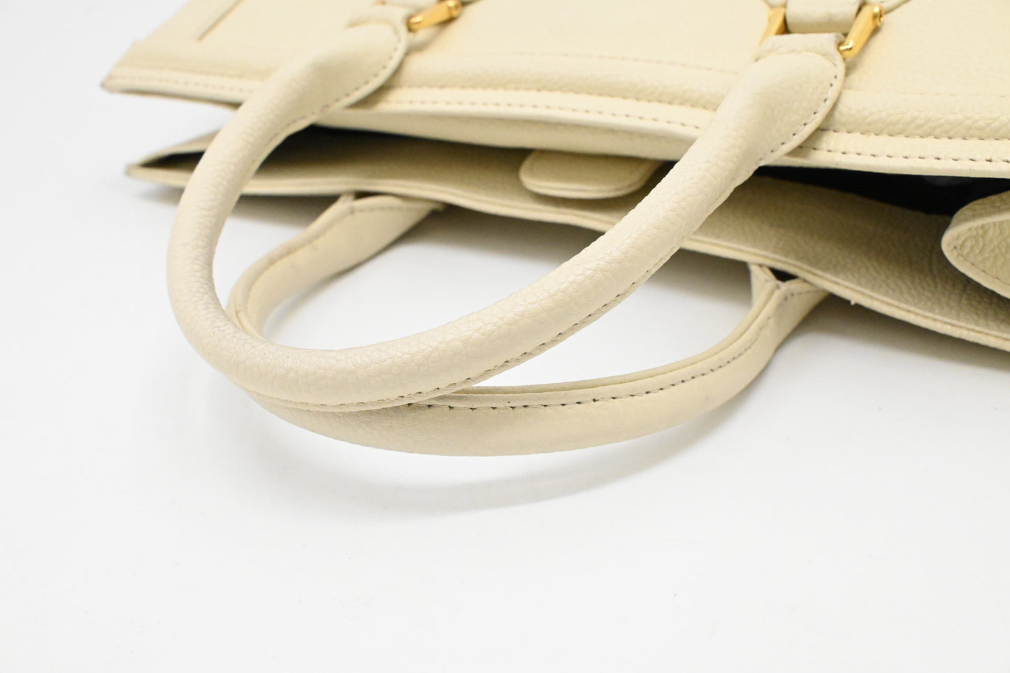 YSL Saint Laurent Handbag in White Leather