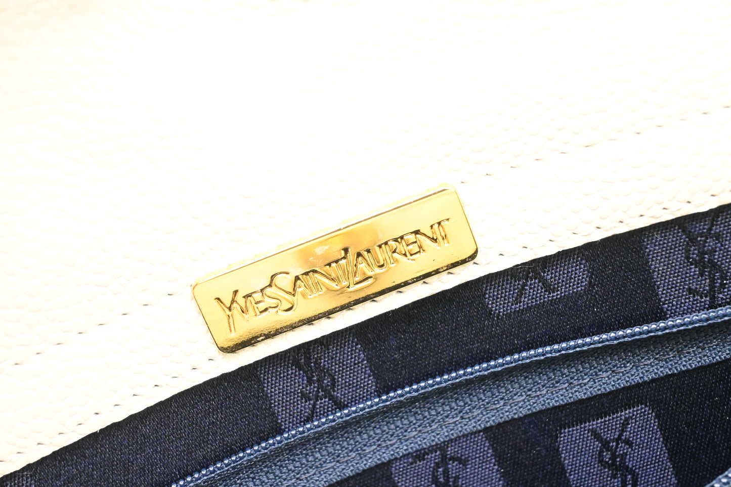 YSL Saint Laurent Handbag in White Leather