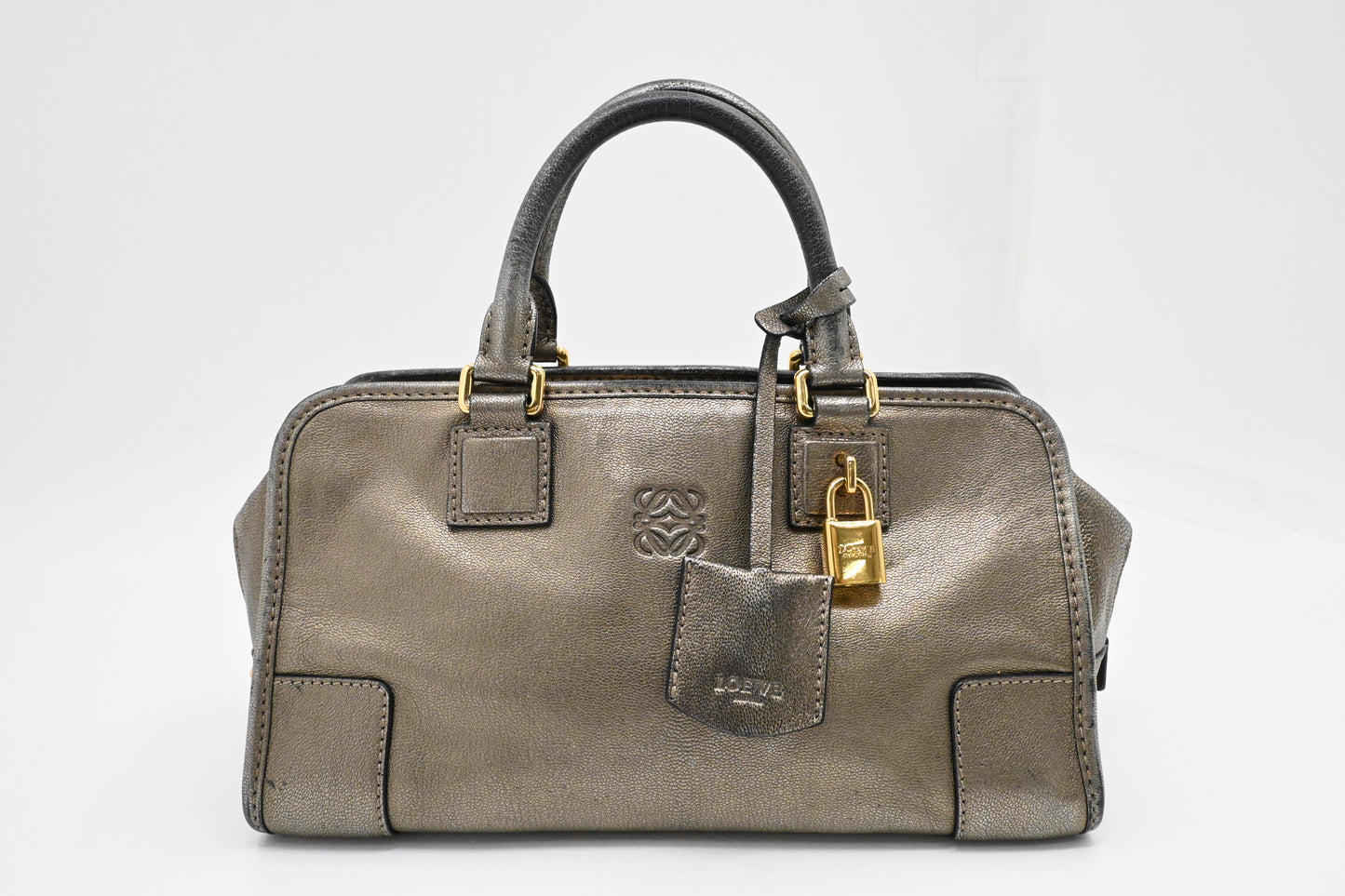 Loewe Amazona 29 in Metallic Pewter Leather