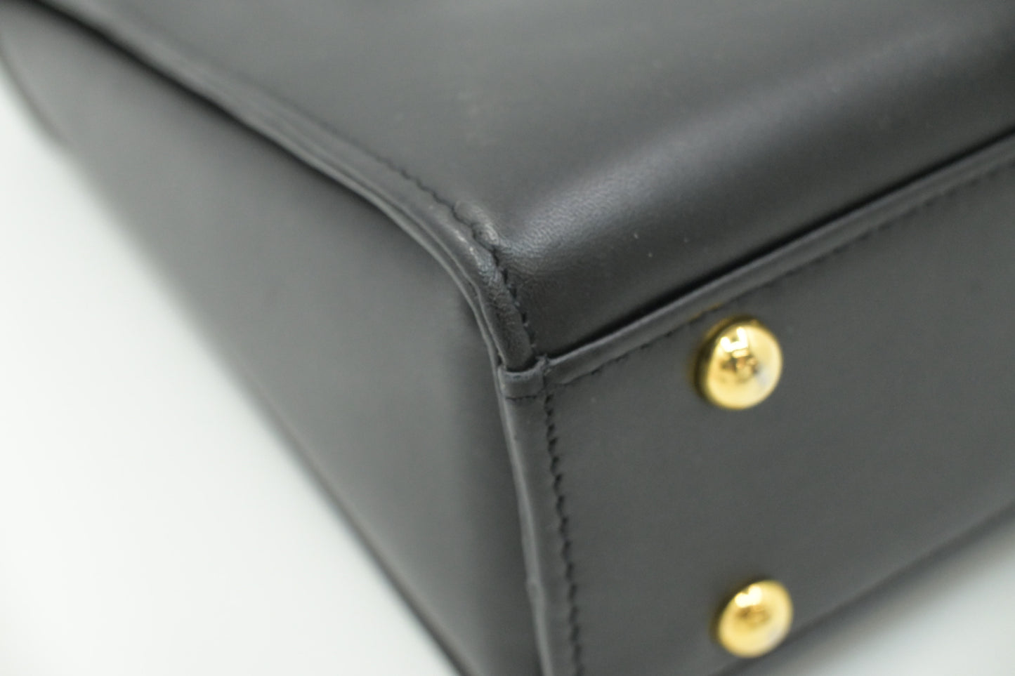 Givenchy Handbag in Black Leather