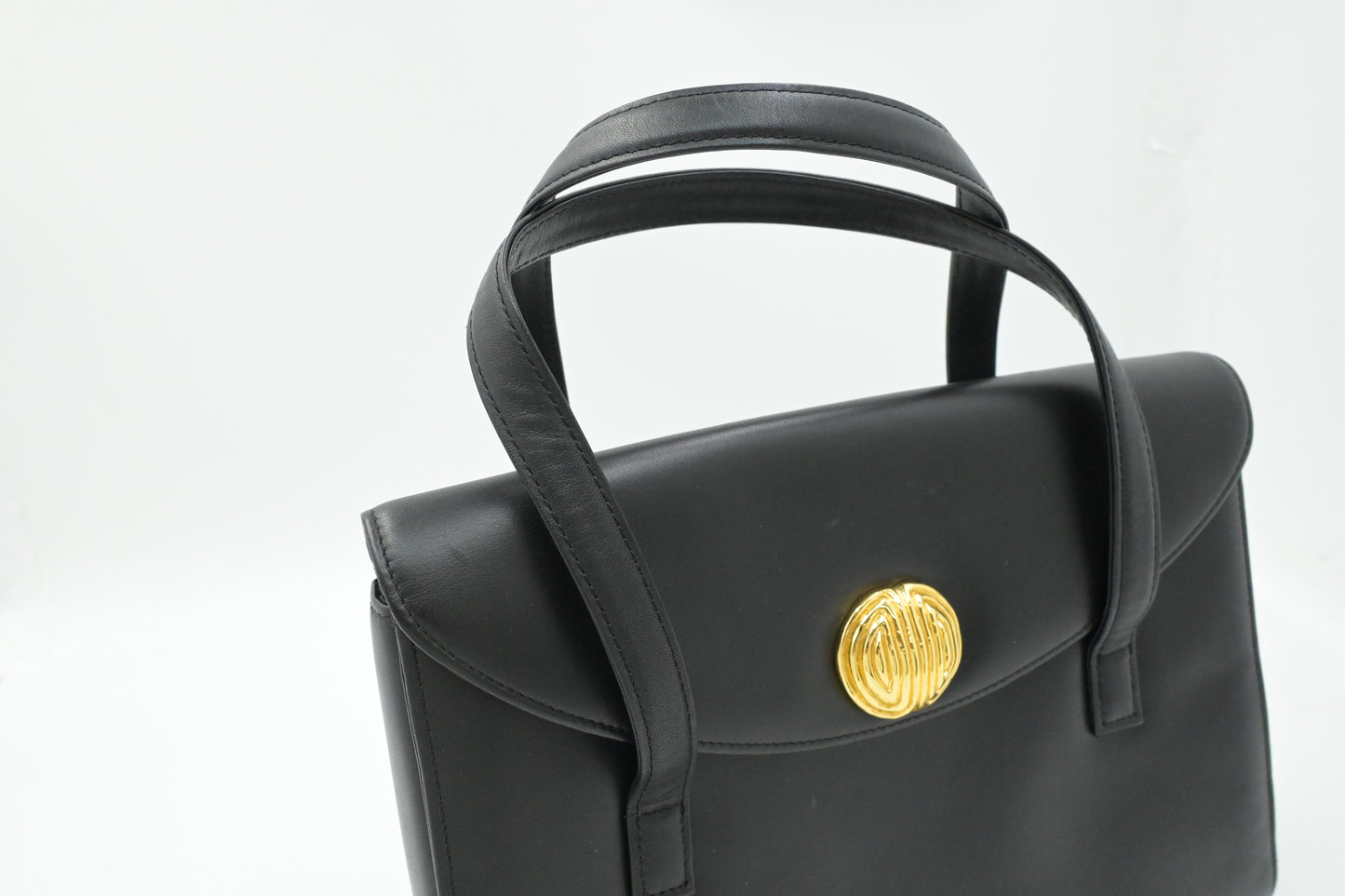 Givenchy Handbag in Black Leather