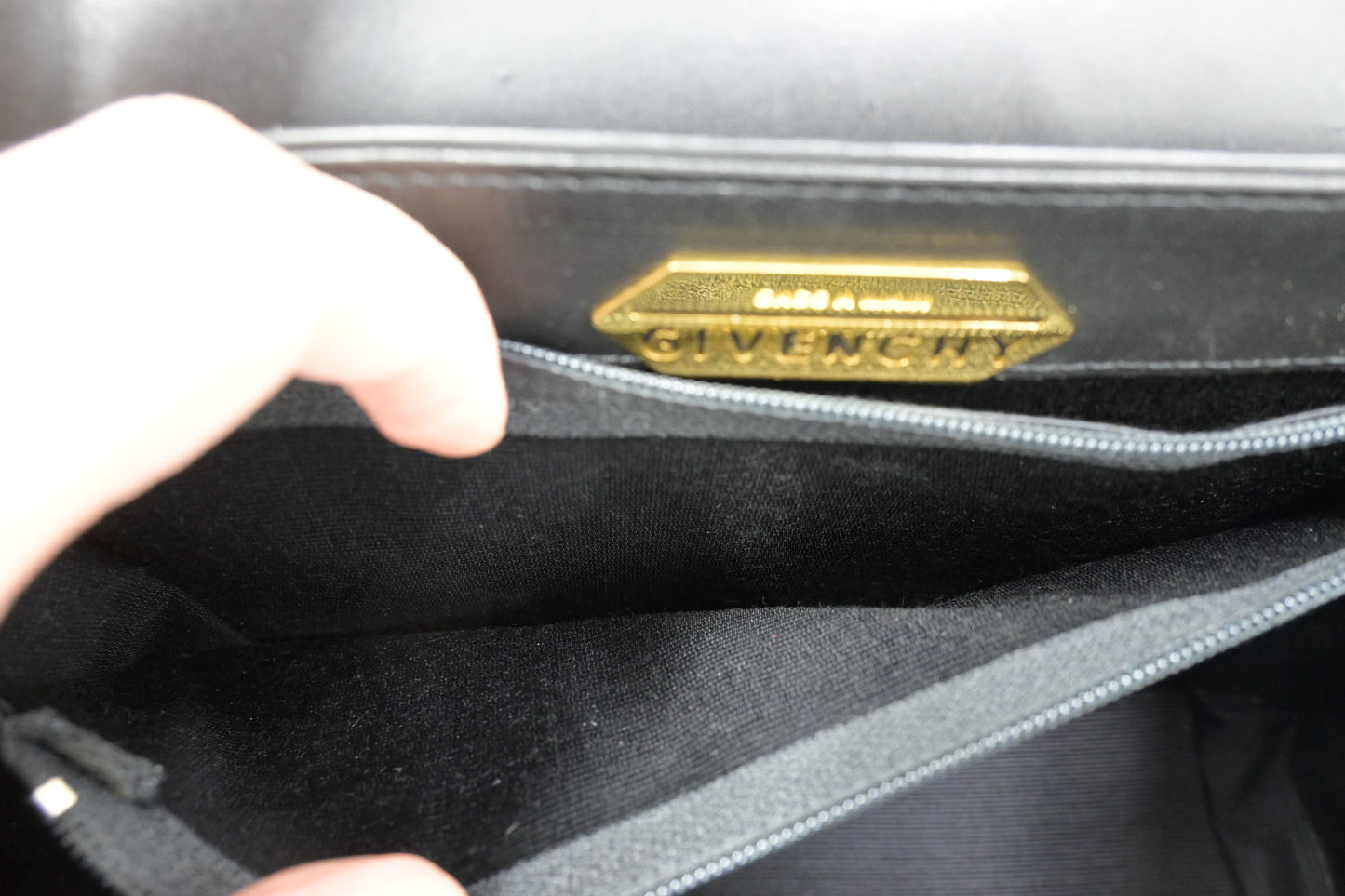 Givenchy Handbag in Black Leather