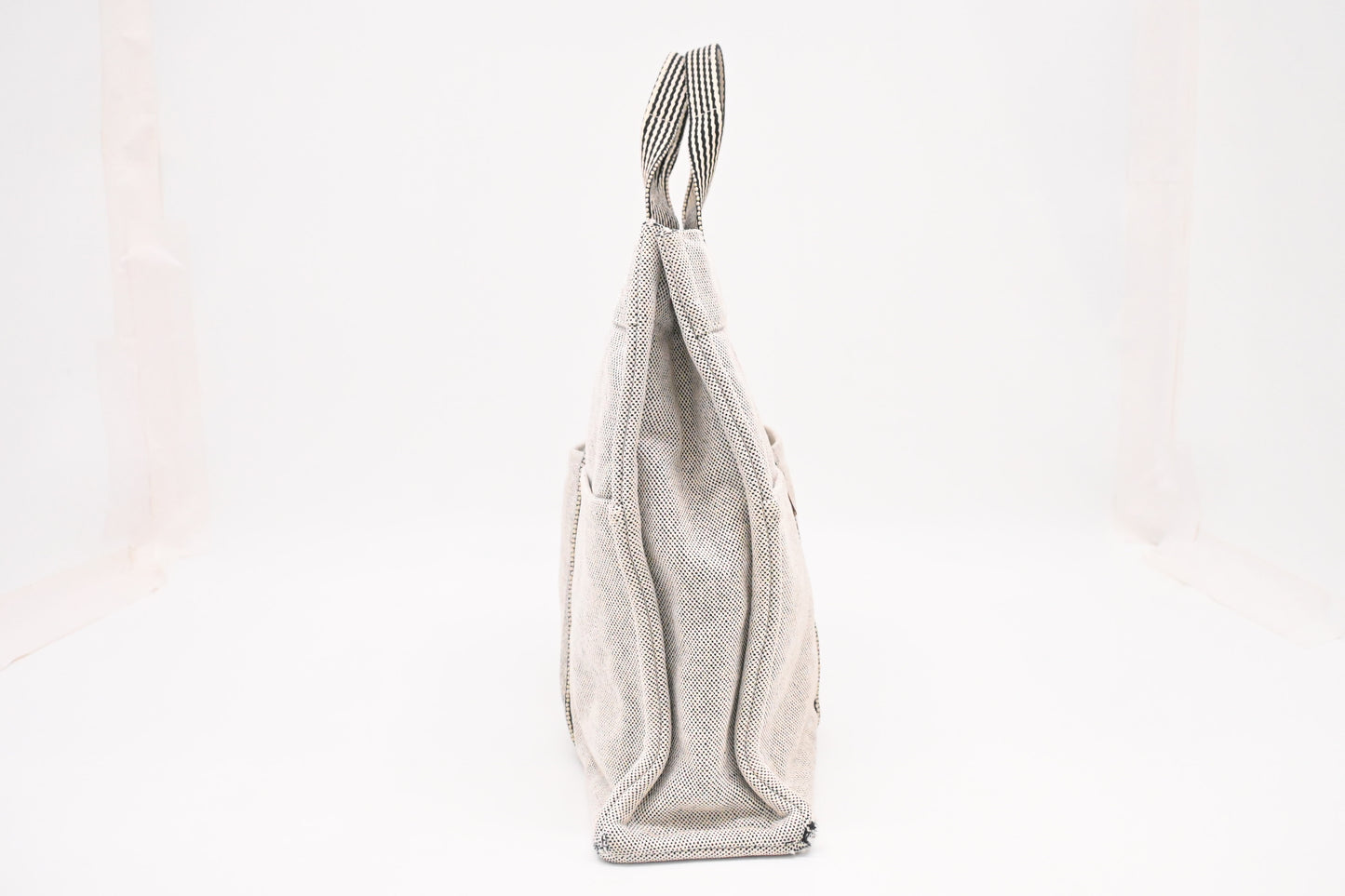 Hermes Fourre-Tout in White Canvas