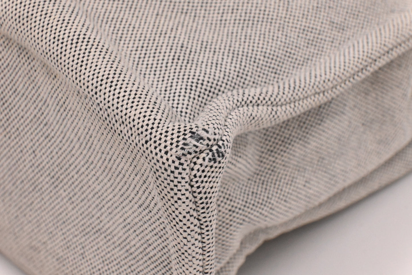Hermes Fourre-Tout in White Canvas