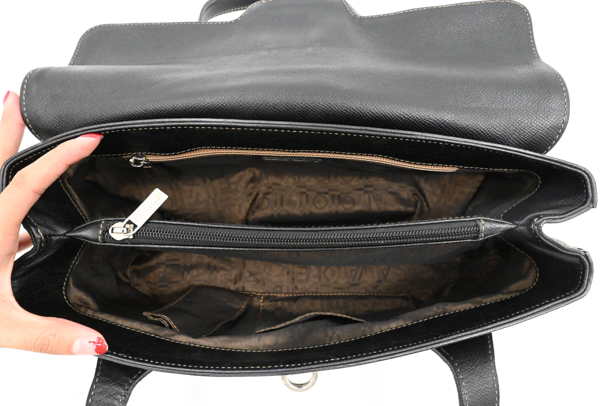 Ferragamo Shoulder Bag in Black Leather