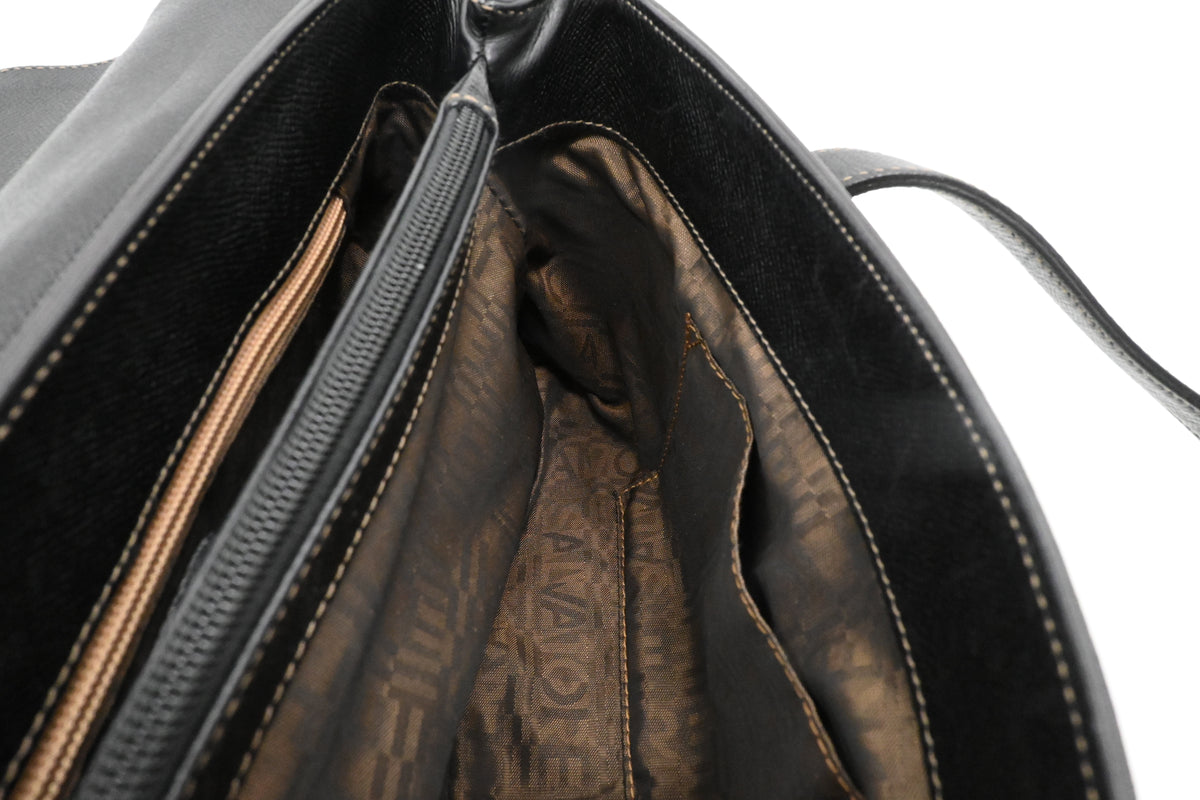 Ferragamo Shoulder Bag in Black Leather
