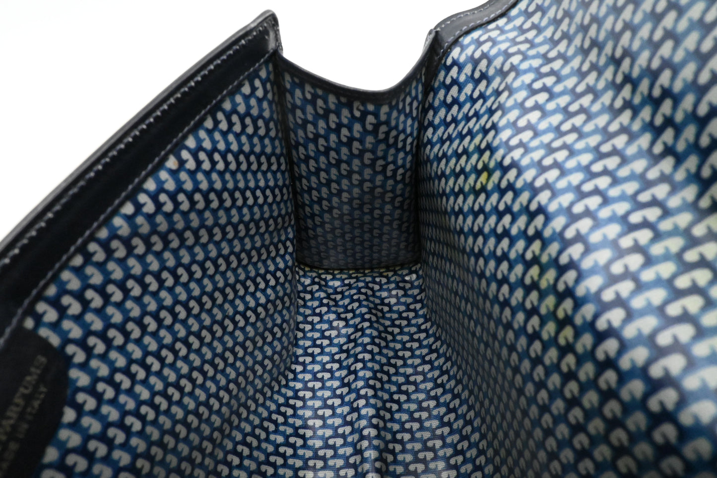 Gucci Clutch in Navy Blue Suede