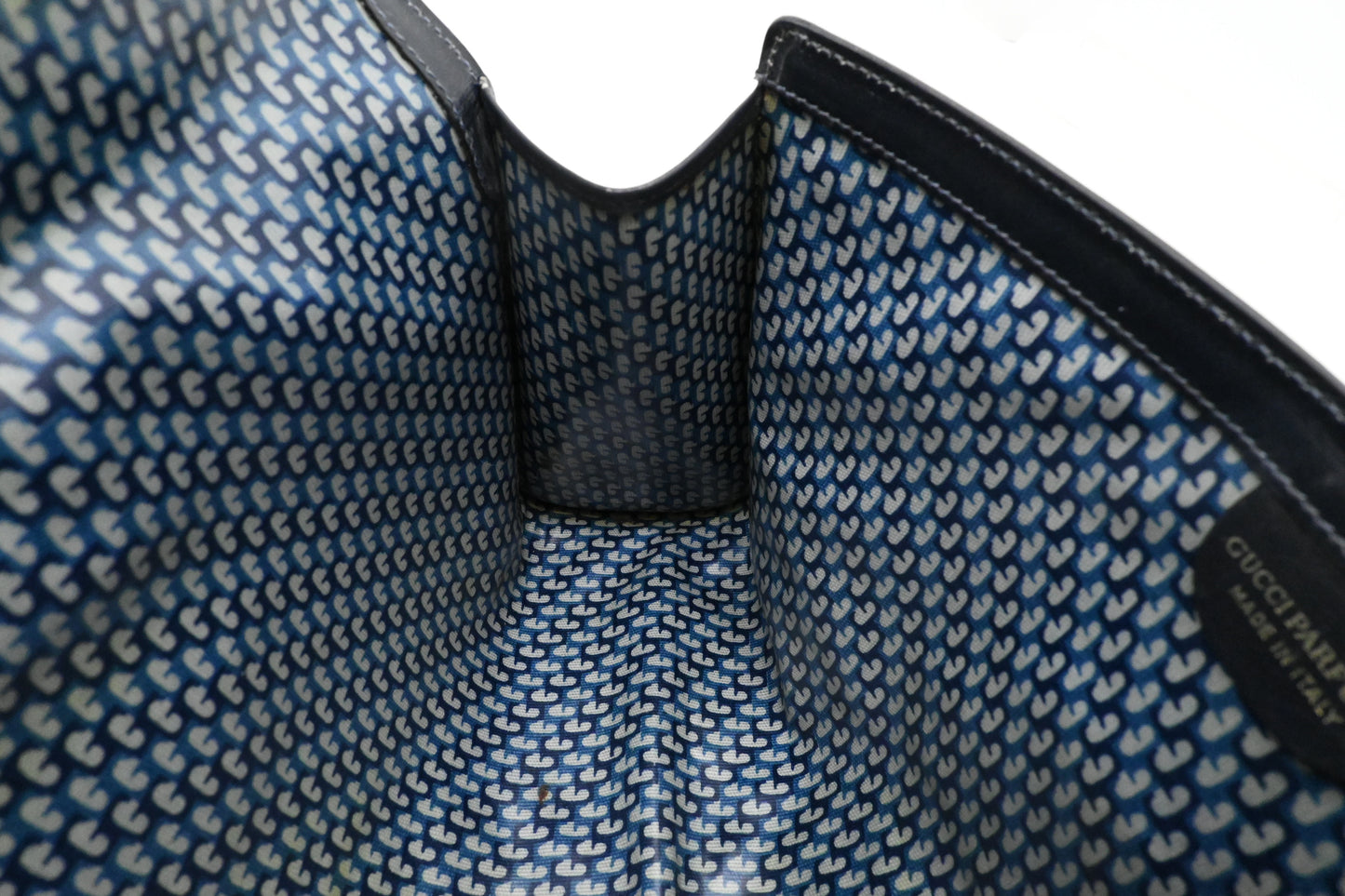 Gucci Clutch in Navy Blue Suede