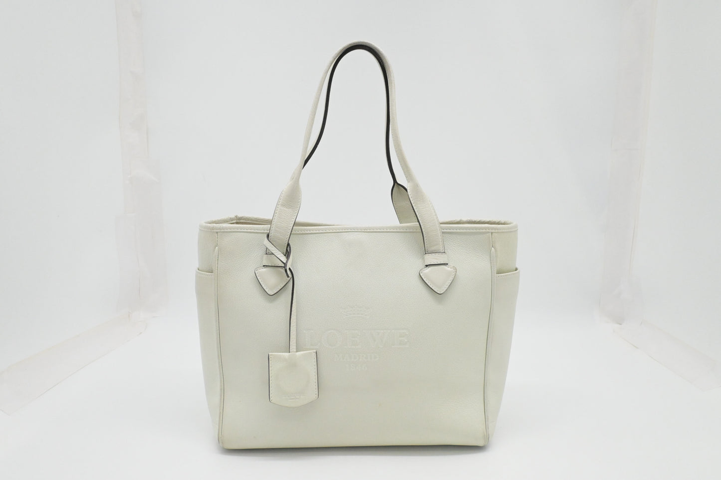 Loewe Shoulder Bag in White Leather